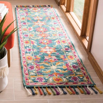 Vahakn Hand Tufted Wool Floral Rug