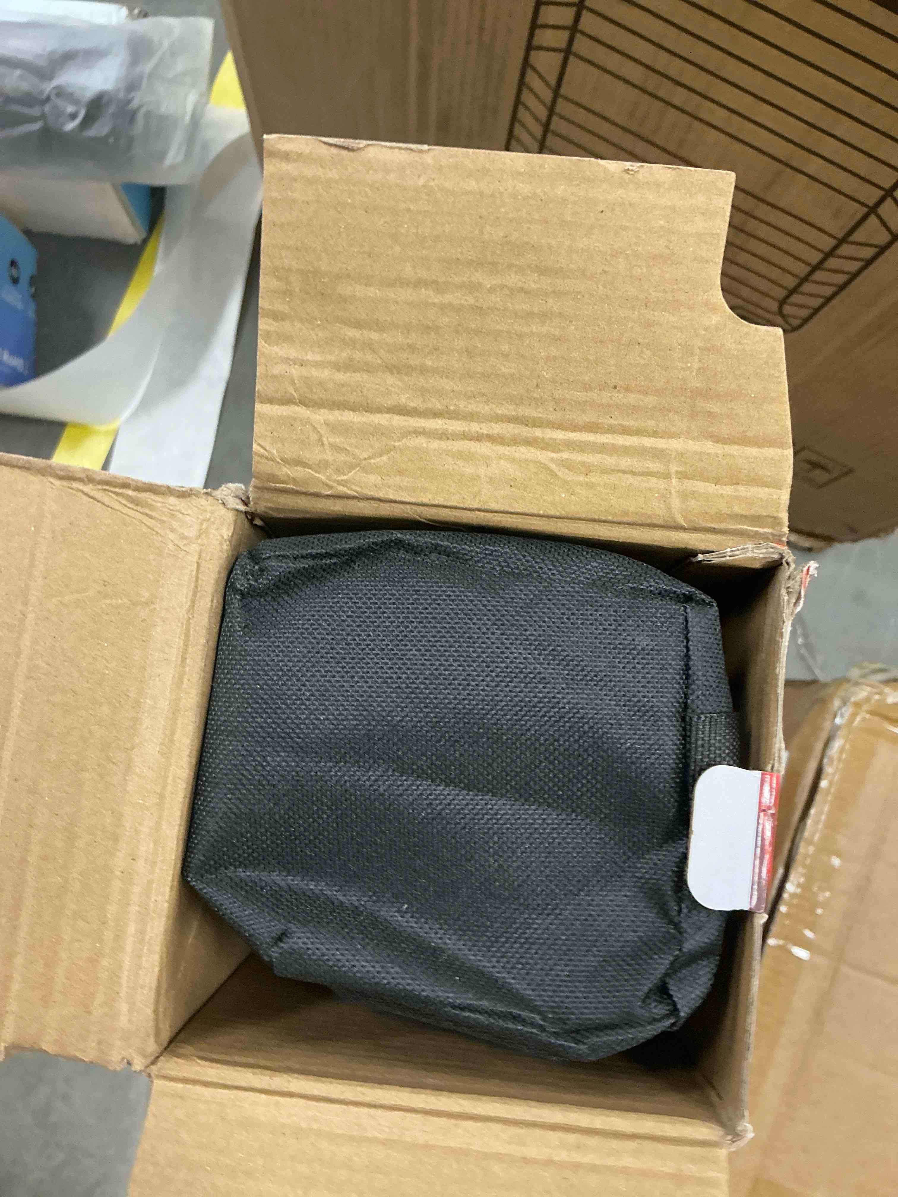 Condition photo showing Good Condition for 71" Camera Tripod for iphone,iphone Tripod Stand,Tripod for Camera DSLR SLR with Carry Bag, Load Capacity 5kg/11lbs,Projector Stand,Cell Phone Tripods Stand with Remote/Carry Bag/Tablet Holder