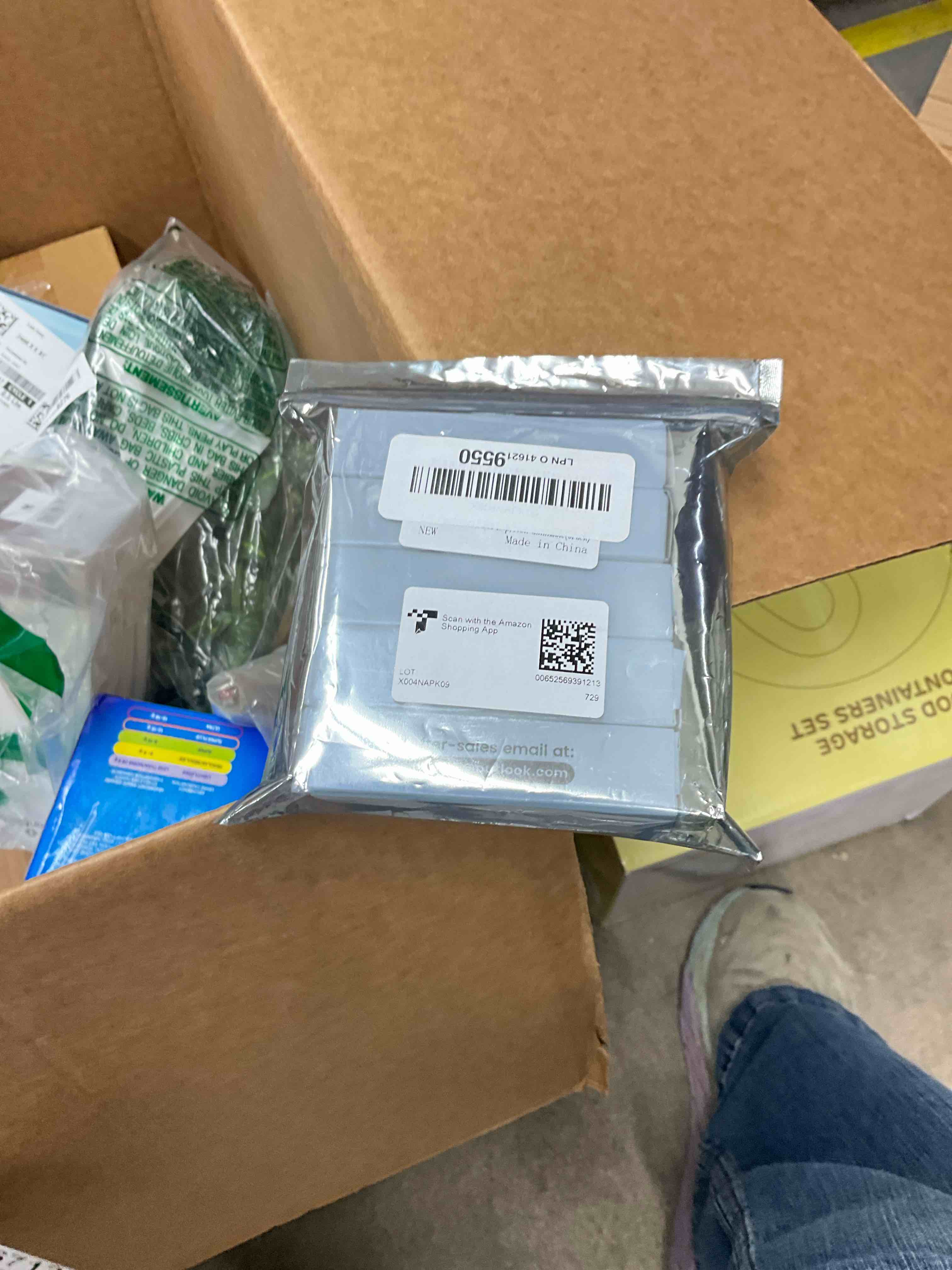 Condition photo showing Good Condition for FanNicoo E12 LED Bulb 100w Equivalent 1200lm 6000K Led Candelabra Bulbs Cool Daylight White 10W T6 C7 Candle Light Bulbs for Ceiling Fan Pendant Lighting Salt Lamp Non-dimmable(5Pack)