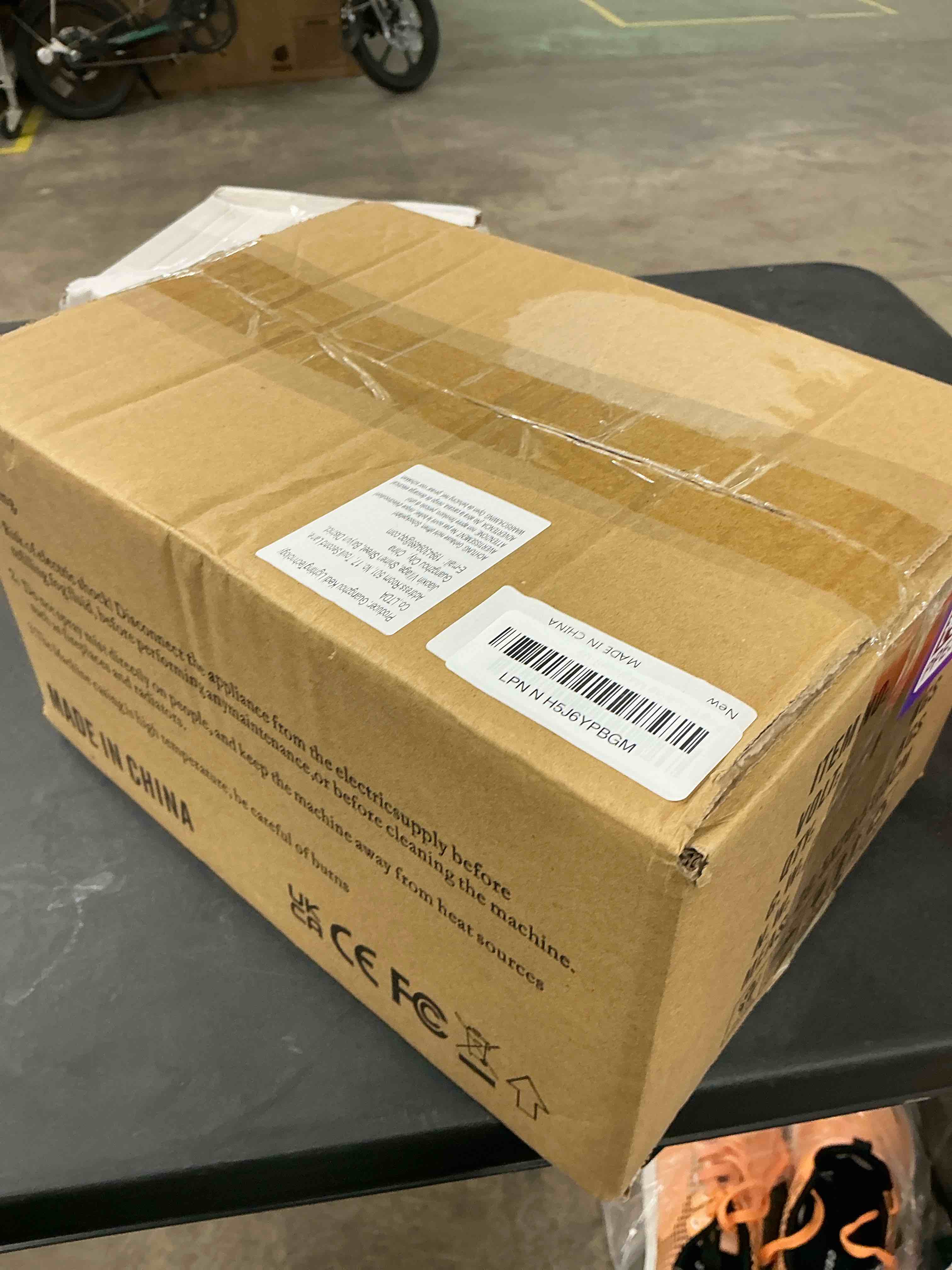 Condition photo showing Good Condition for MOSFiATA Fog Machine with Disco Light 600W Smoke Machine RGB LED lights, 2300 CFM Spray, Remote Control, Perfect for Halloween, Christmas, Wedding, Party, Club, DJ Stage Effect LED-600