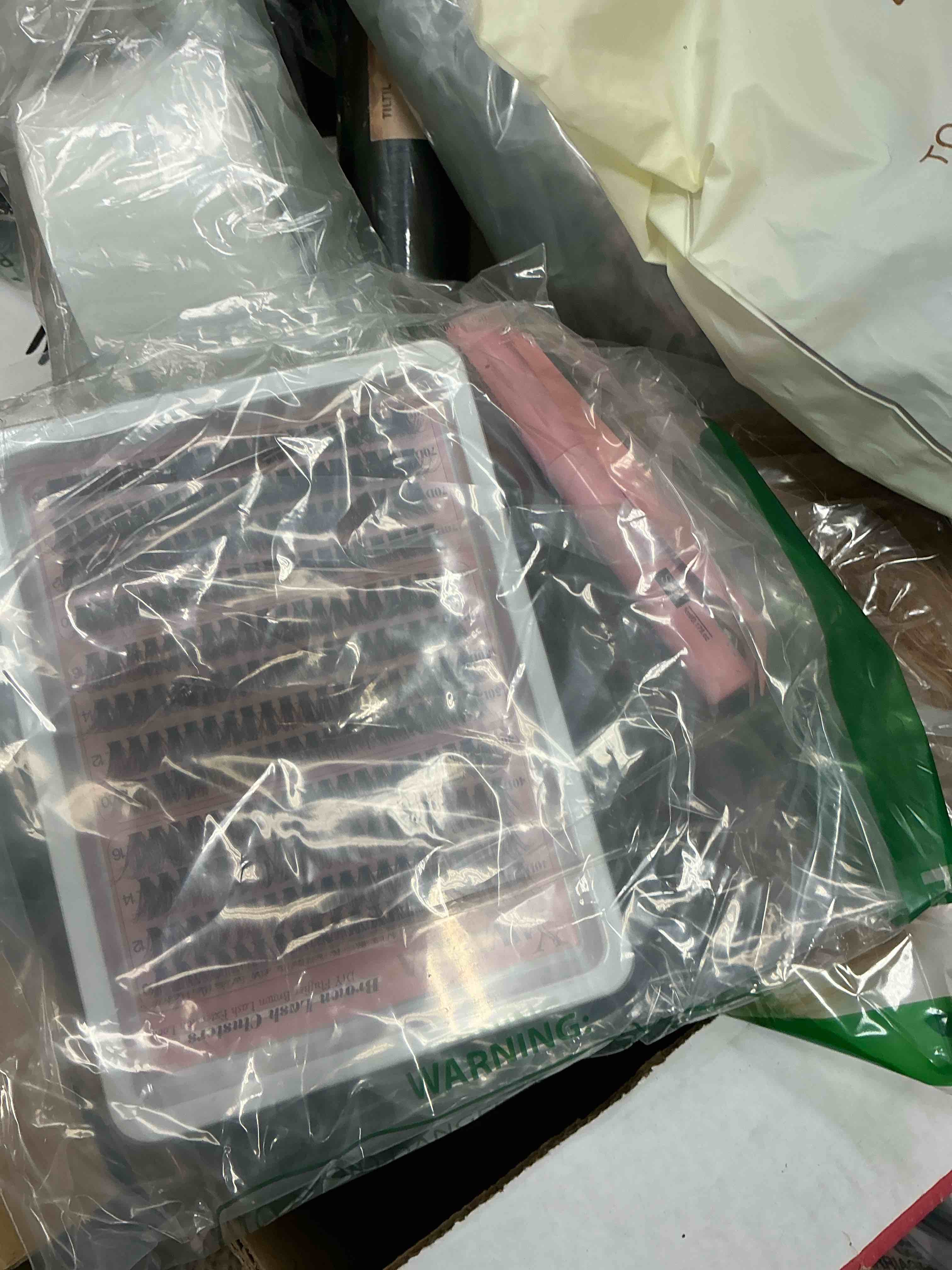 Condition photo showing Good Condition for Yawamica Brown Lash Clusters Kit Fluffy Eyelash Extension Kit 40D 50D 70D Volume Eyelash Clusters 10-16mm Individual Lashes D Curly Cluster Lashes DIY Lash Extension Kit with Bond and Seal Tweezers Brown Lash Kit