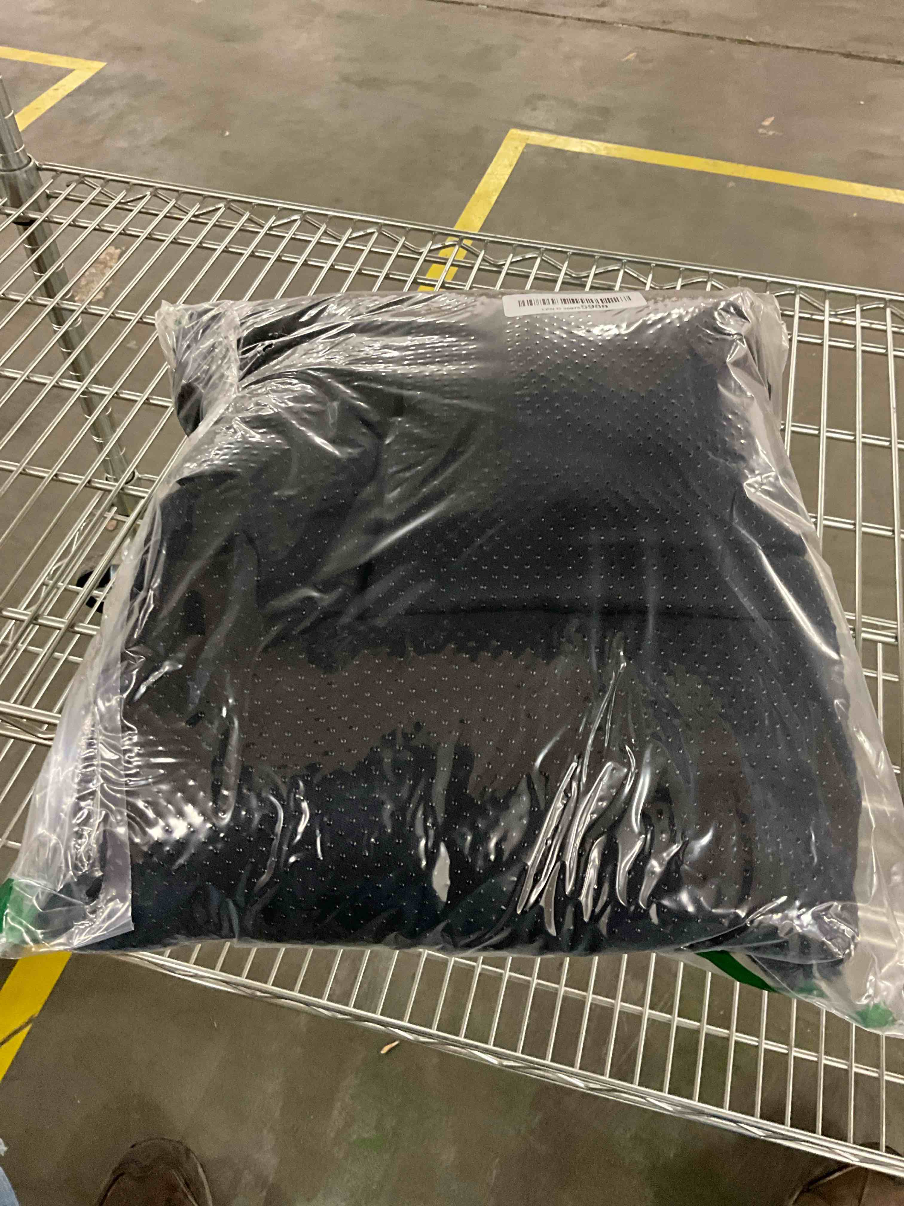 Condition photo showing New/Like New for Dog Pee Pad Washable Extra Large, Instant Absorb Thicker Training Pads Non-Slip Pet Playpen Mat, Waterproof Reusable Floor Mat Ideal for Puppy Senior Dog Whelping Incontinence Housebreaking 65x48 Inch 65“x48"