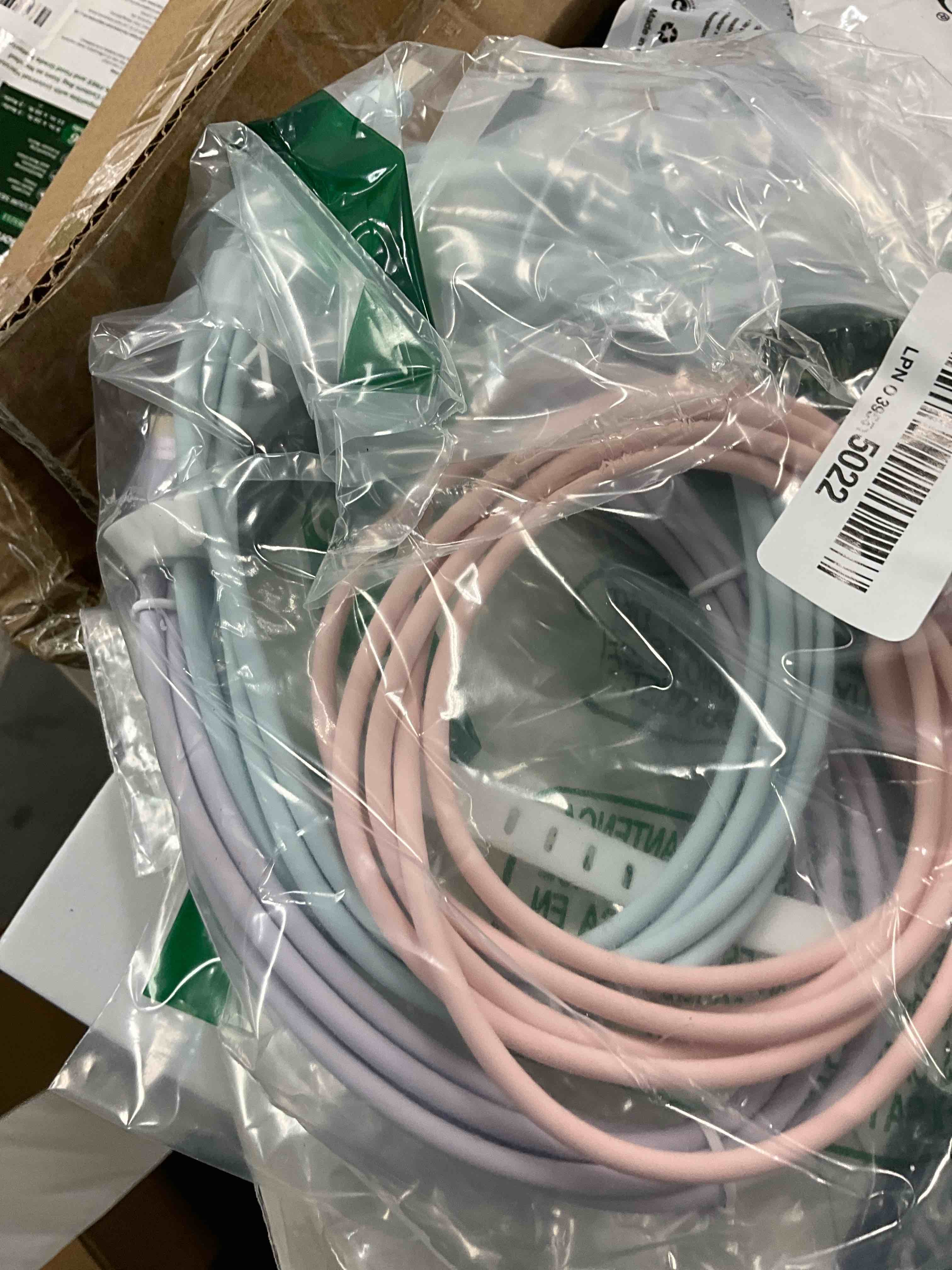 Condition photo showing Good Condition for USB C to USB C Cable [3Pack,6ft] 60W Fast Charging Type C Silicone Cord Compatible with iPhone 16 15 Pro Max, iPad Pro, Samsung Galaxy S23 S22, Switch, MacBook Air, Pixel (Multi-Color) Multicolor 6.6FT 6.6FT 6.6FT