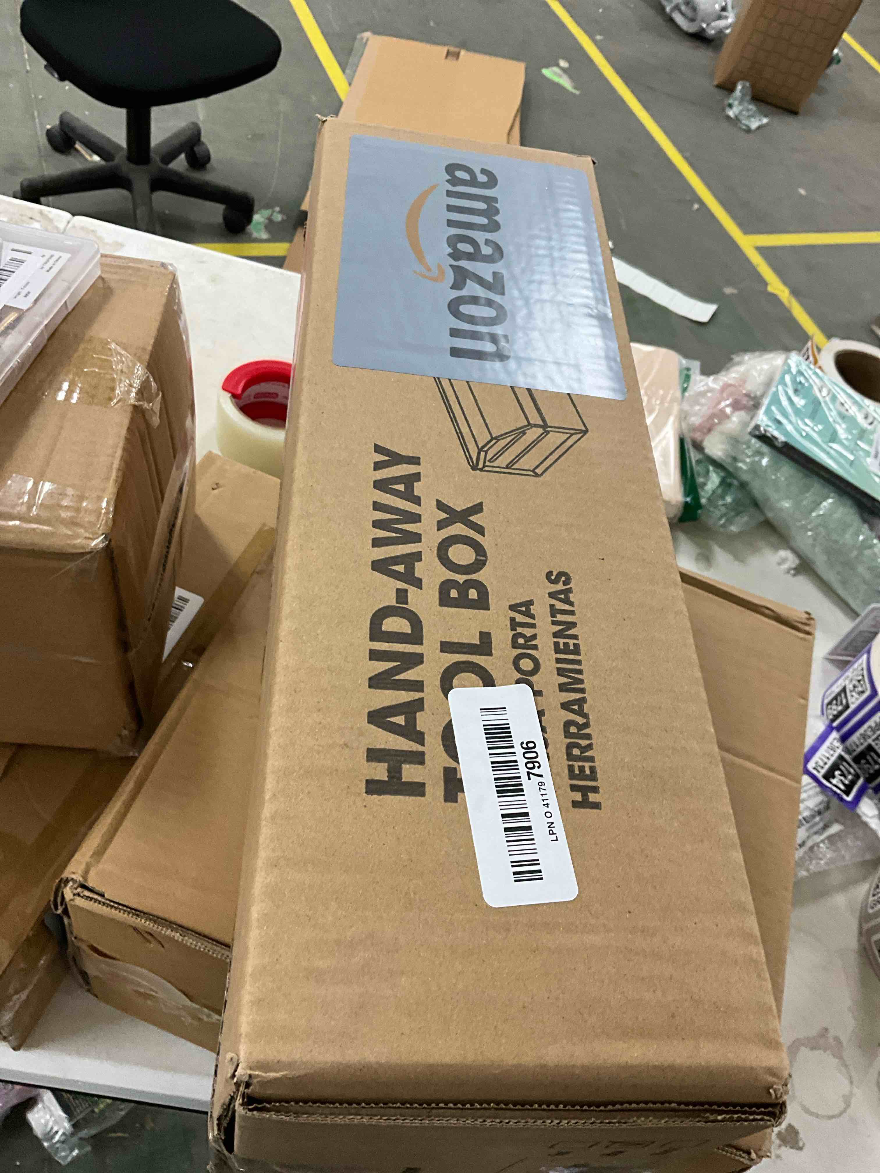 Condition photo showing New/Like New for TCE ATB102U Torin 16" Hip Roof Style Portable Steel Tool Box with Metal Latch Closure, Blue