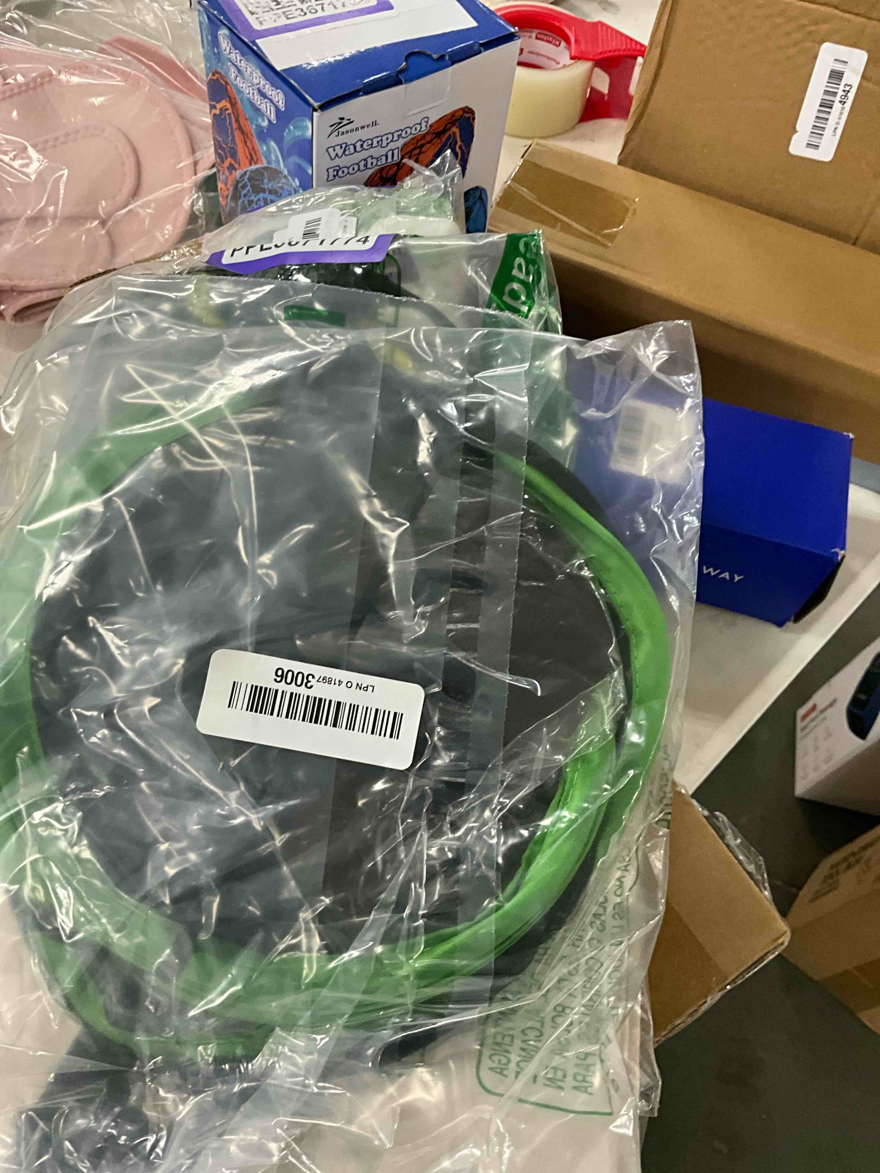 Condition photo showing Good Condition for RESTCLOUD Insect and Butterfly Habitat Cage Terrarium Pop-up 23.6 Inches Tall