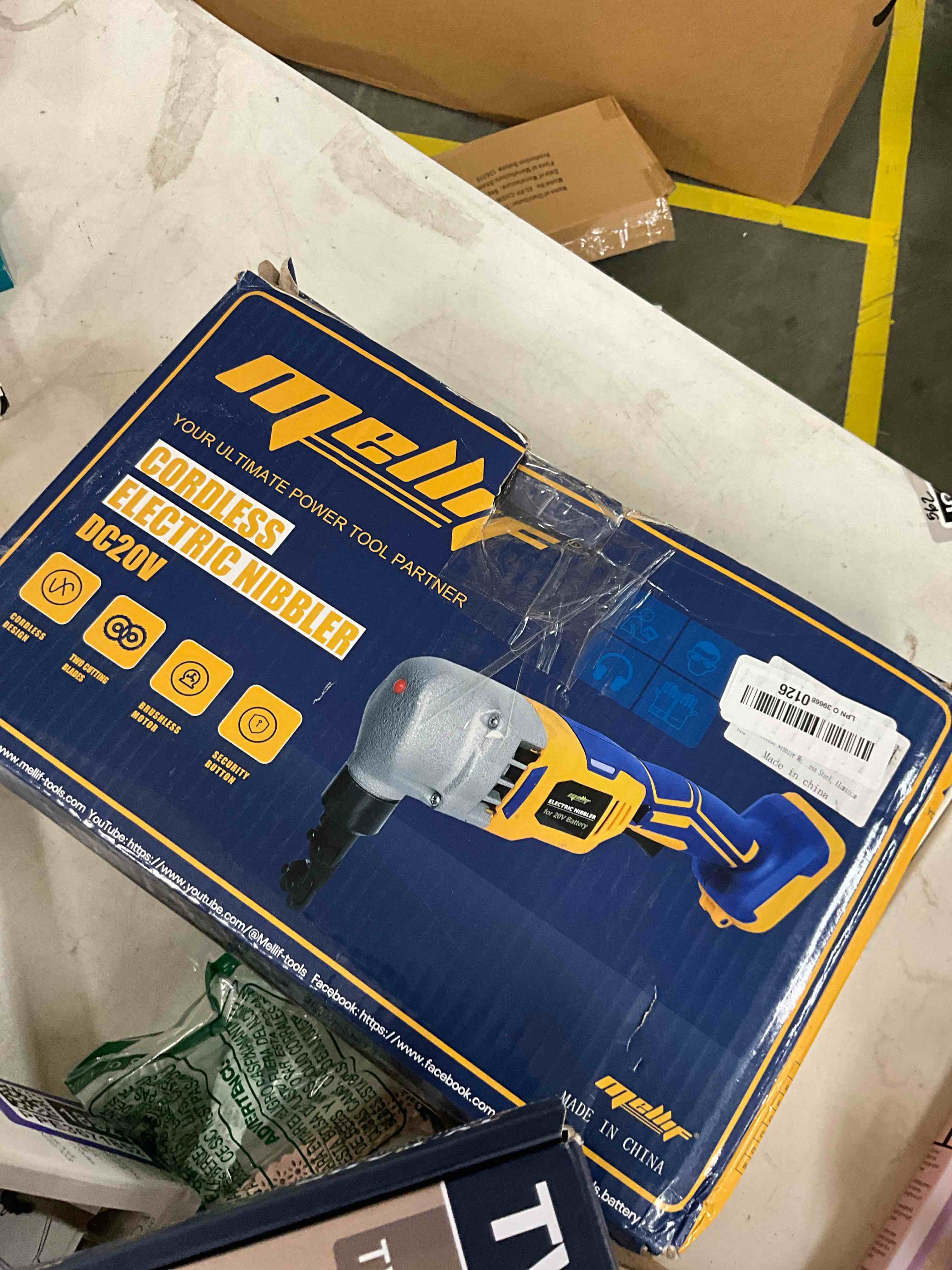 Condition photo showing Good Condition for Cordless Nibbler Metal Cutter Compatible with Dewalt 20v Max Battery (Tool Only), 18 Gauge Brushless Electric Power Metal Shear Sheet Steel Nibbler For Cutting Metal, Stainless Steel, Aluminium