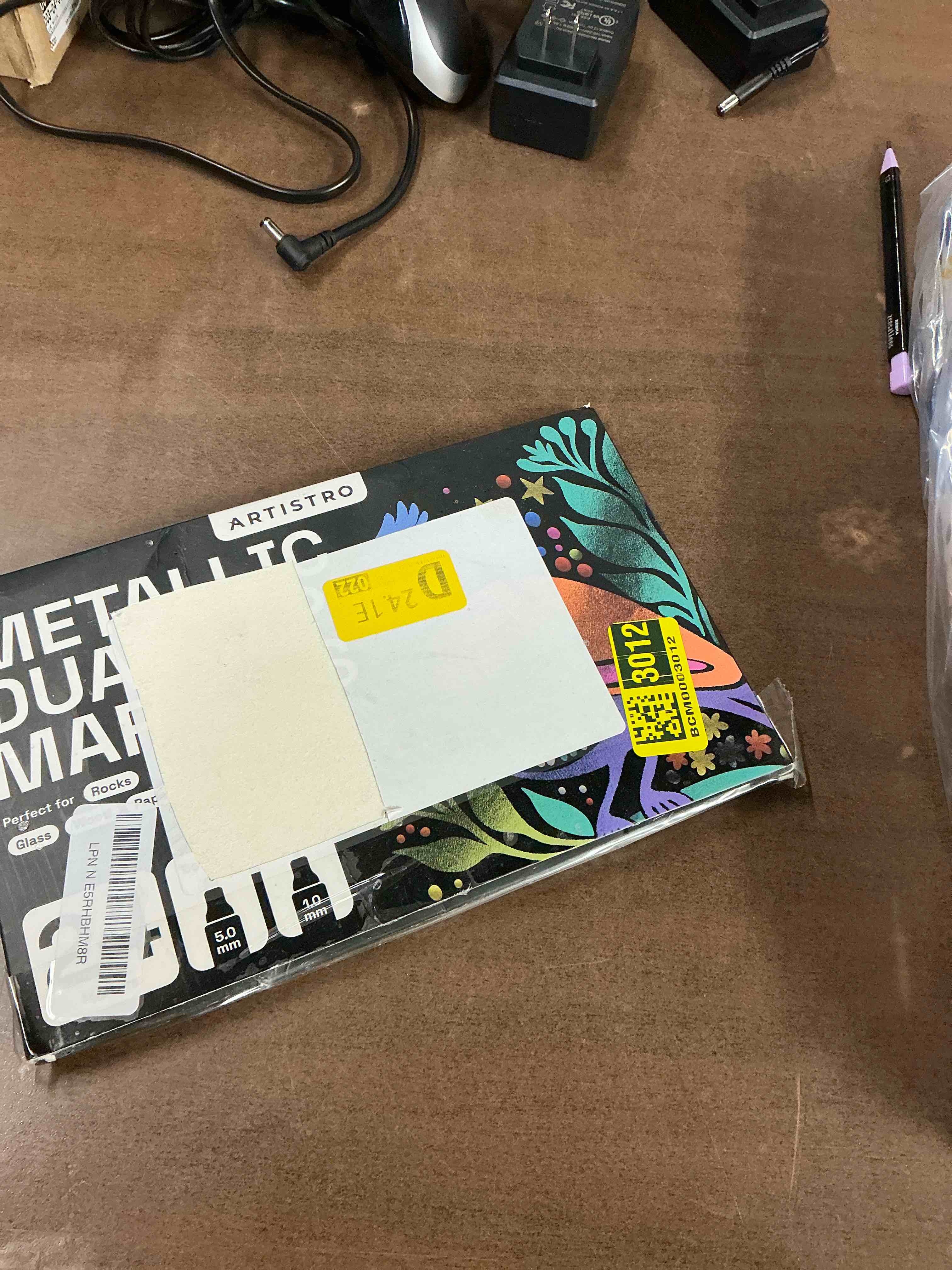 Condition photo showing Good Condition for ARTISTRO 24 Metallic Dual Tip Brush + Fine Acrylic Paint Markers - Easy for All Ages & Levels Paint Pens for Fabric, Rock, Glass, DIY - Halloween Pumpkin Painting Kit, Art Supplies, Christmas Gift