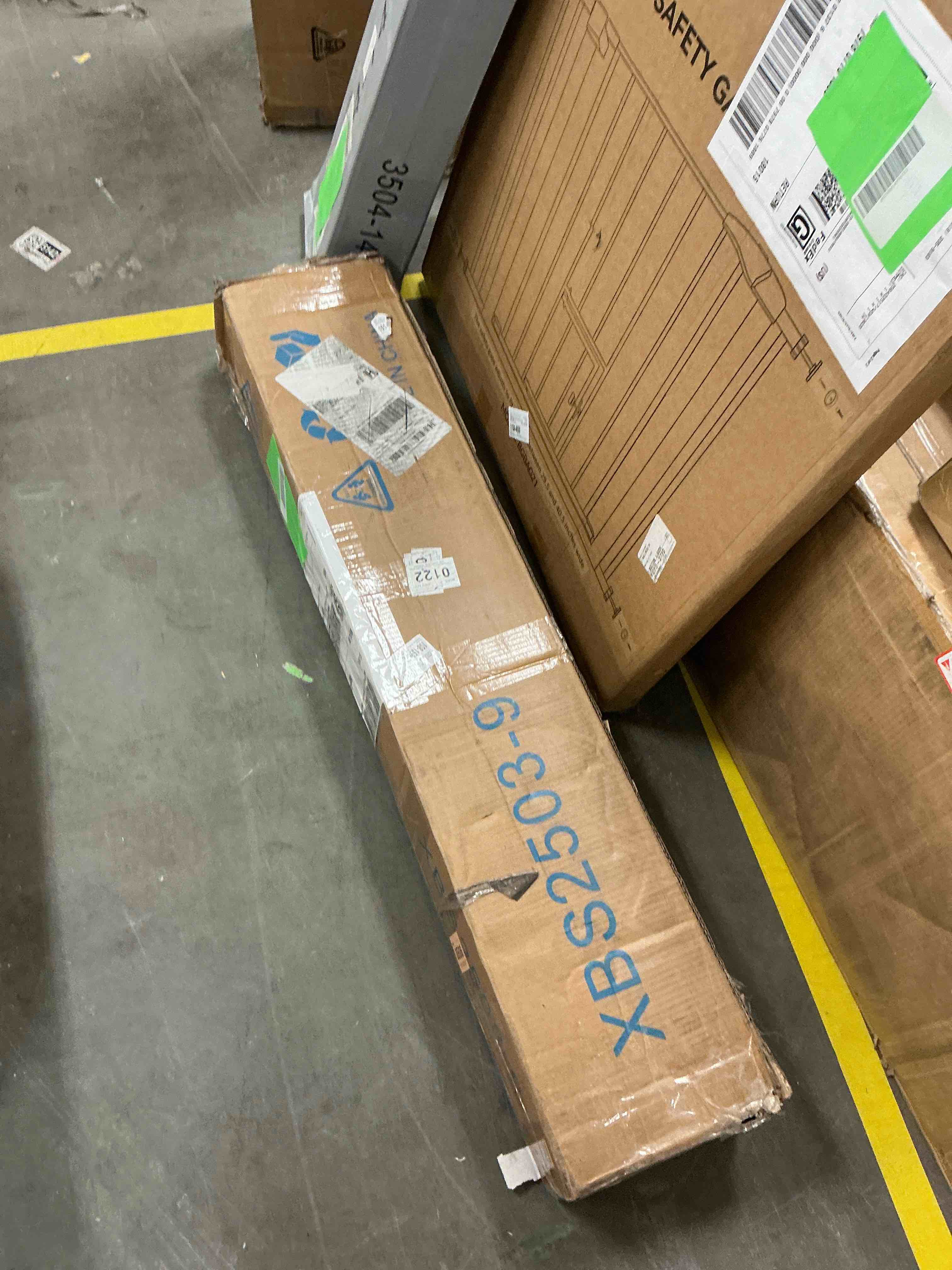 Condition photo showing Good Condition for ULIESC 9 Inch Full Size Box Spring, Full Box Spring Only, Metal Box Spring Full with Fabric Cover, Sturdy Mattress Foundation, Noise Free, Non-Slip, Easy Assembly