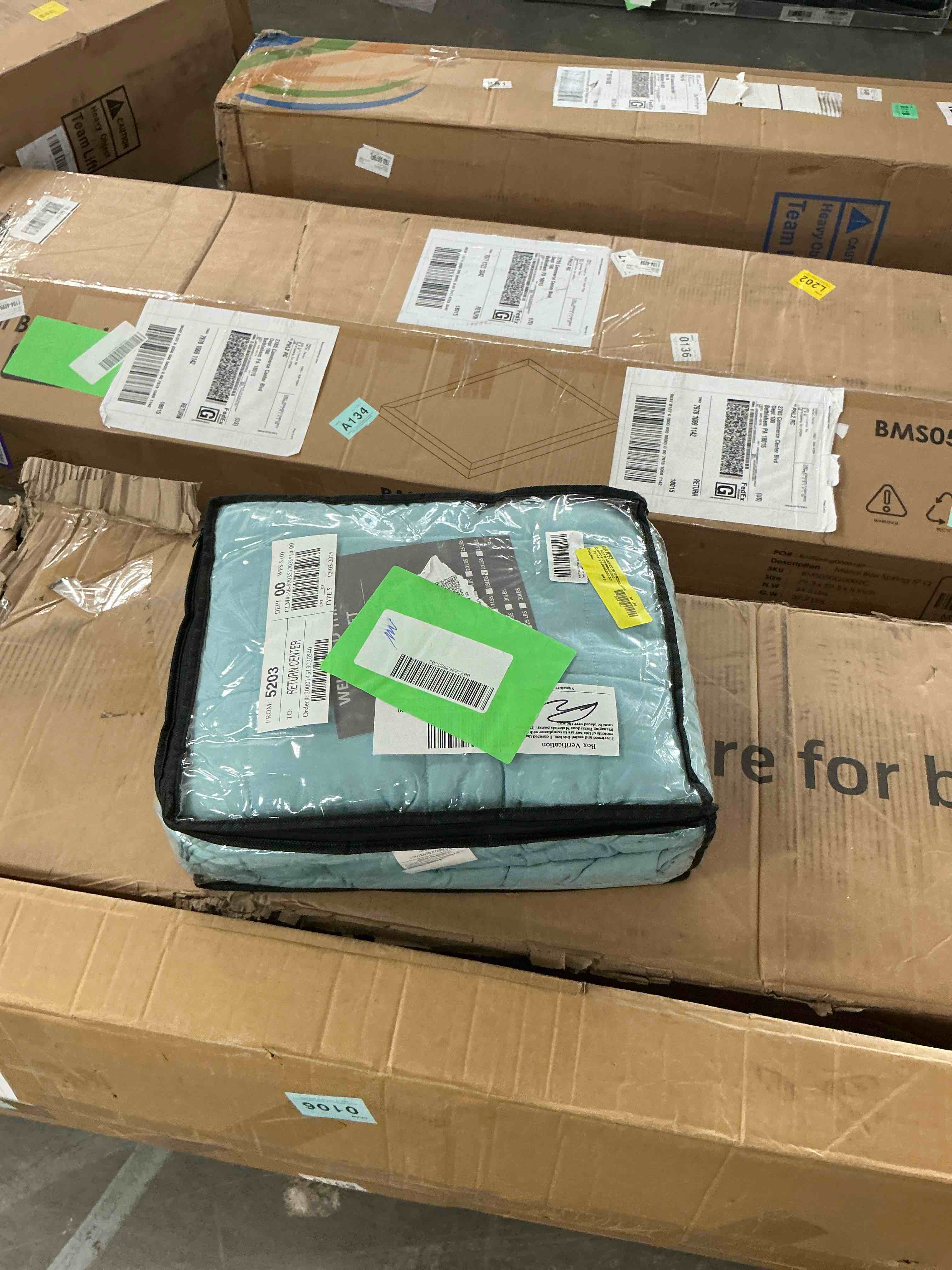 Condition photo showing Good Condition for Teler Weighted Blanket for Adult (20lbs 60"x80" Queen Size Teal) ,Cooling Breathable Heavy Blanket