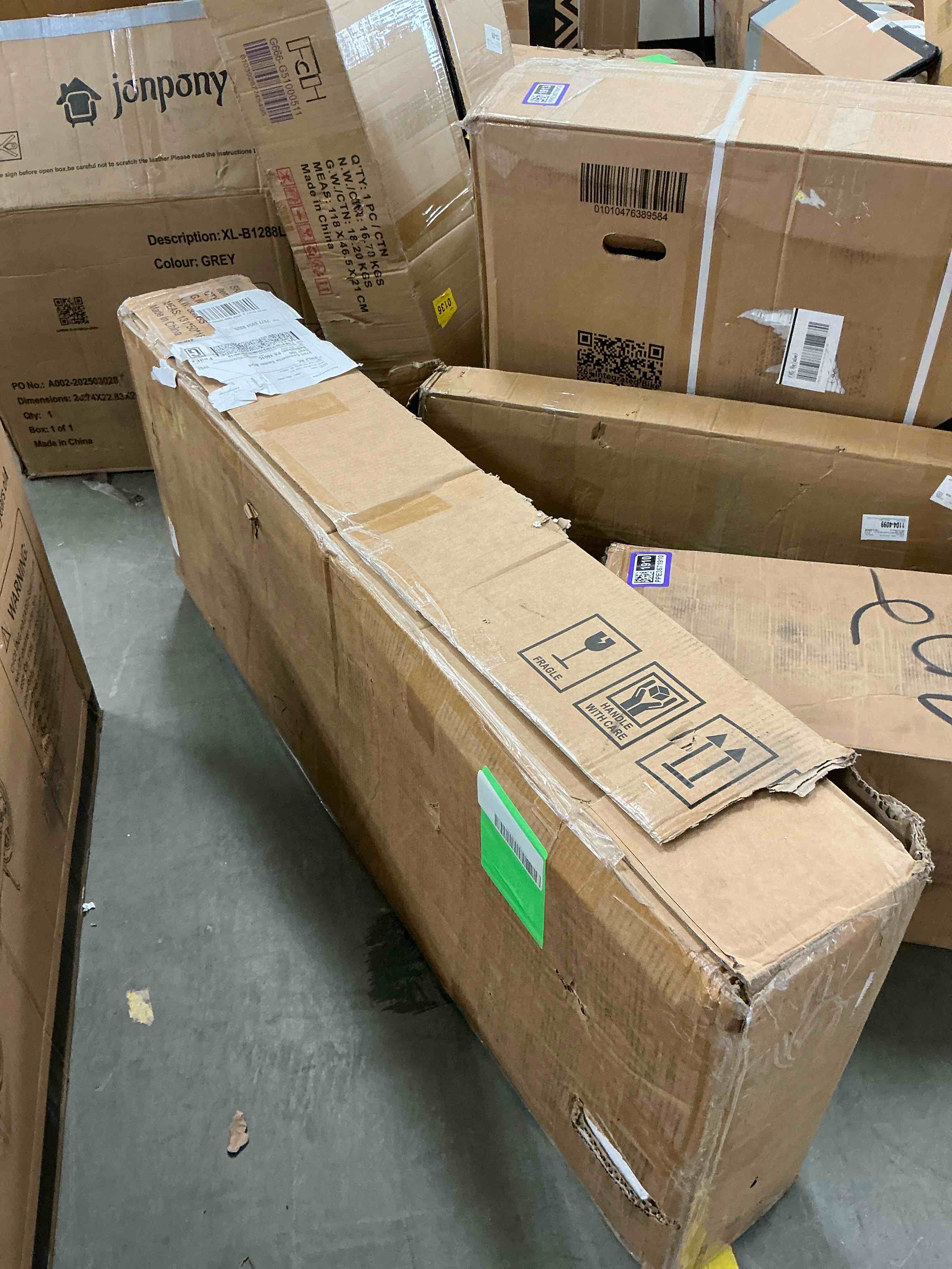 Condition photo showing New/Like New for Kadyn White Chest of Drawer, 6 Double Drawer Dresser for Bedroom, Modern Storage Cabinet for Living Room, Dresser