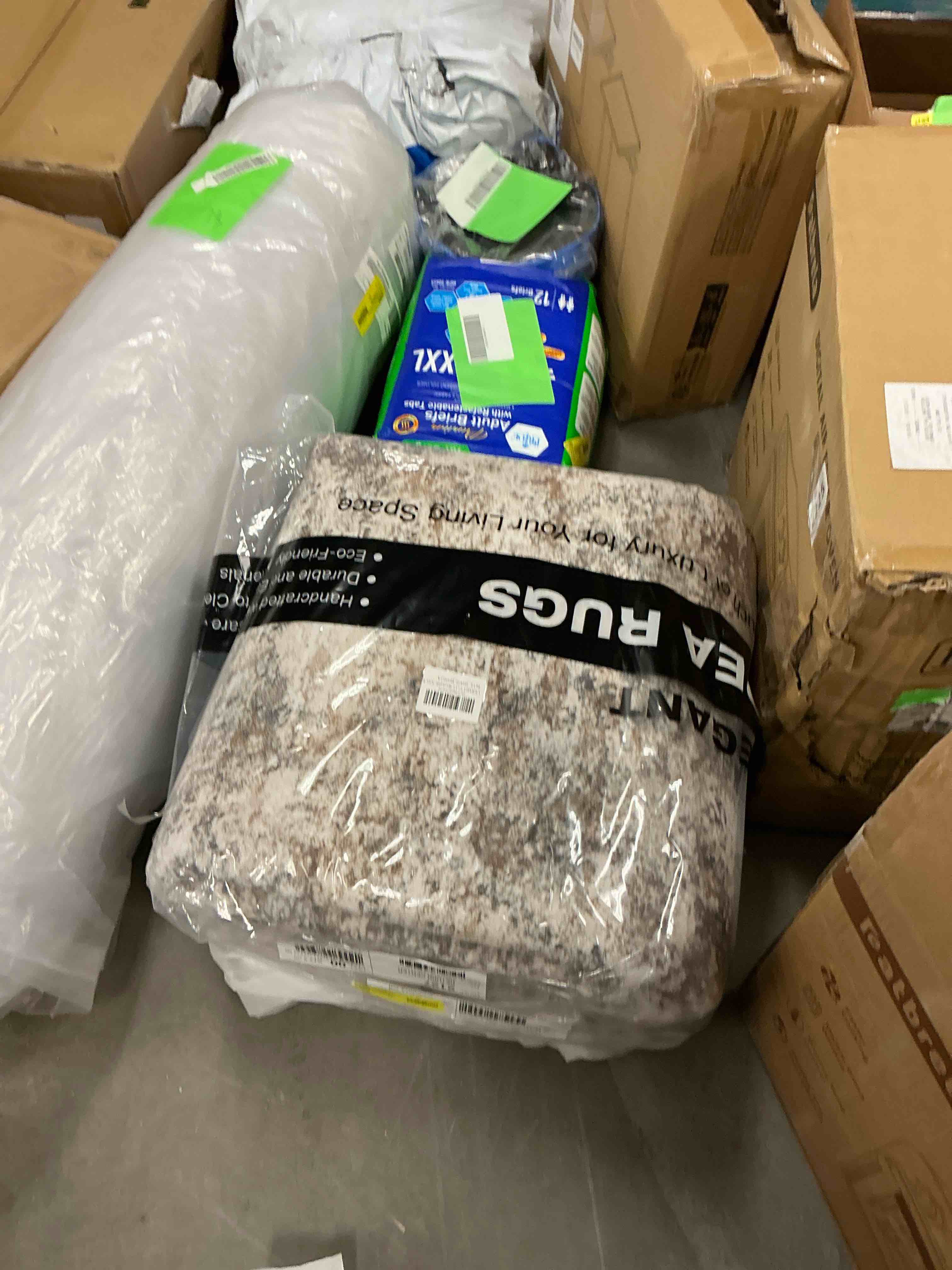 Condition photo showing New/Like New for UERMEI 9 x12  Washable Area Rugs for Living Room  Modern Abstract Printed Carpet  Non Slip Indoor Rug for Bedroom Home Decor Carpets  Gold Brown