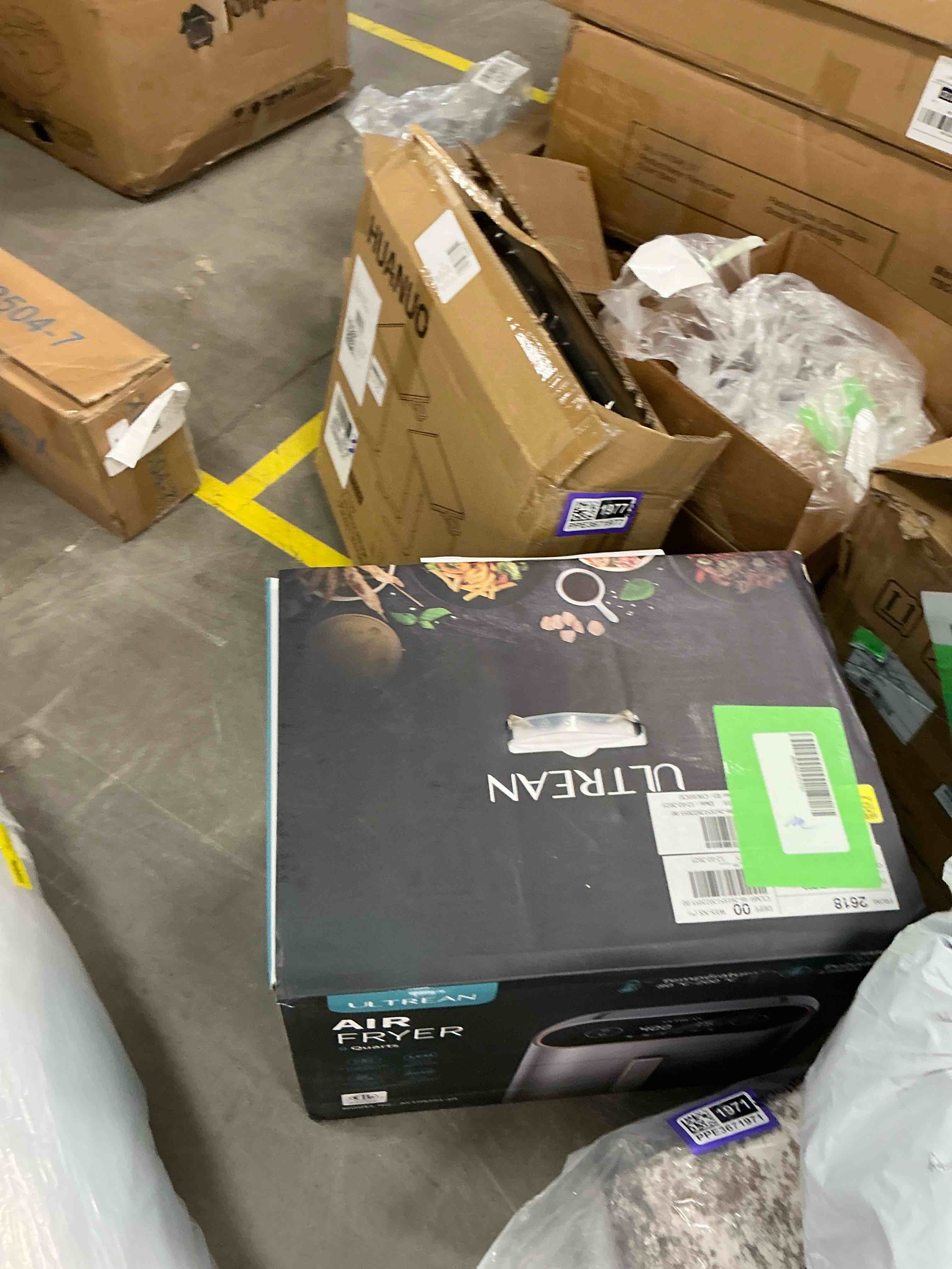 Condition photo showing Good Condition for Premium 9 qt. Air Fryer 6-in-1 XL Capacity with Digital Display, Preset Cooking Functions, and Rapid Air Tech in Grey