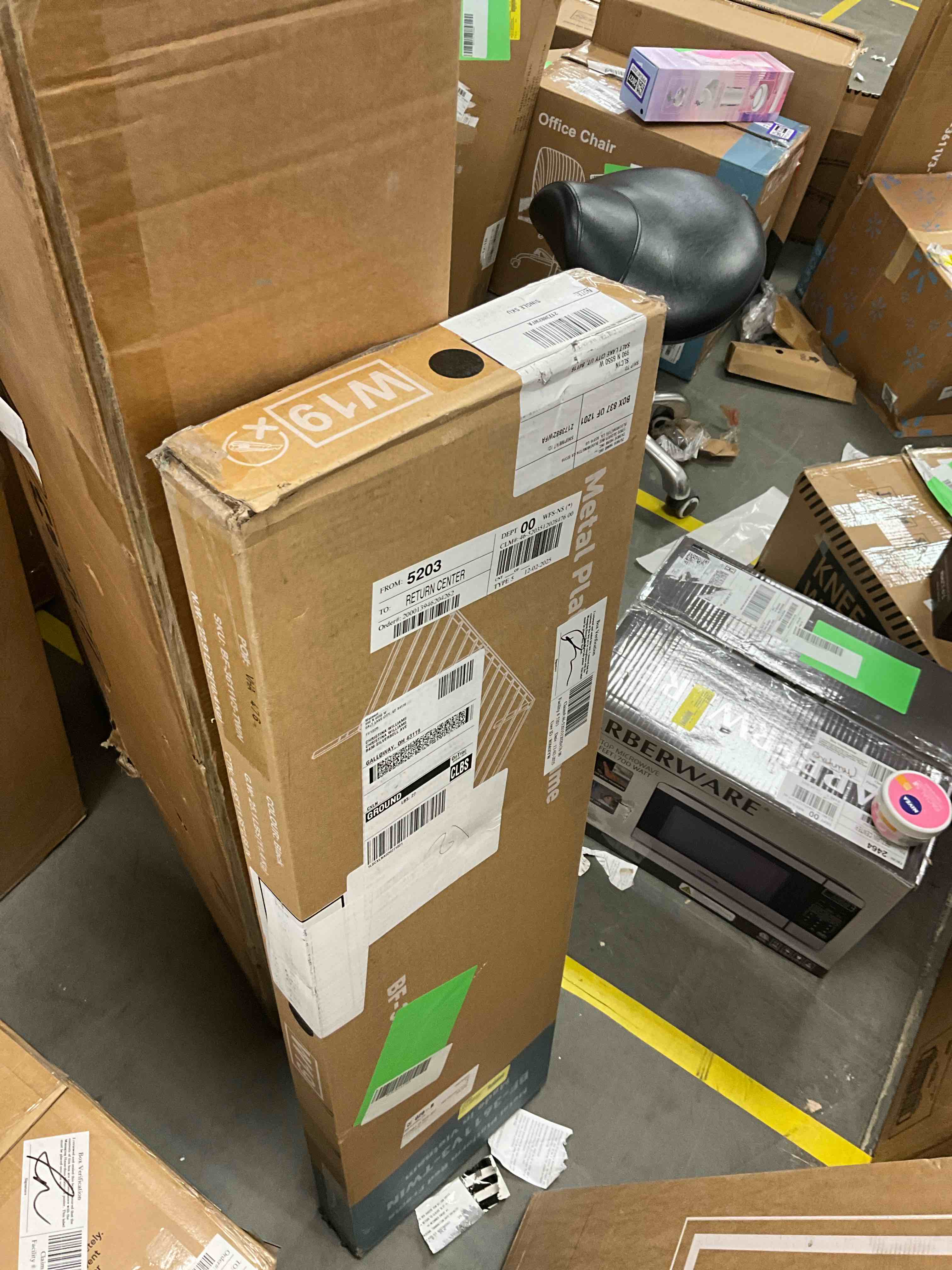 Condition photo showing Good Condition for CONCETTA 14" Twin Bed Frame, Heavy Duty Metal Platform Bed Frame with Underbed Storage for Bedroom, No Box Spring Required, Black