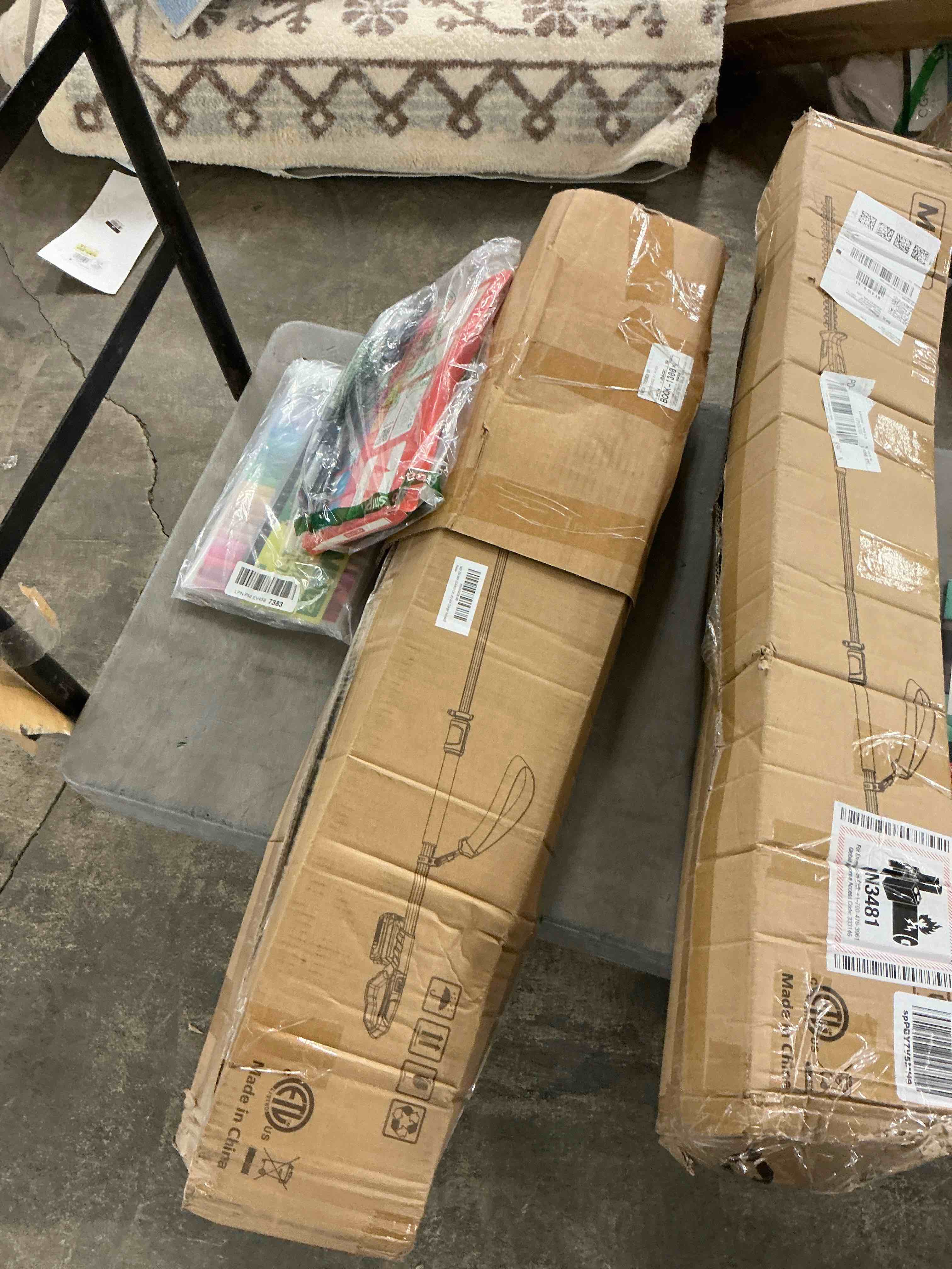 Condition photo showing Good Condition for MZK 20V MAX 23-inch Cordless Pole Hedge Trimmer Attachment, 8-Feet Reach, Electric Hedge Trimmer with Extension Pole, Multi-Angle (Two Batteries and Charger Included) 23”