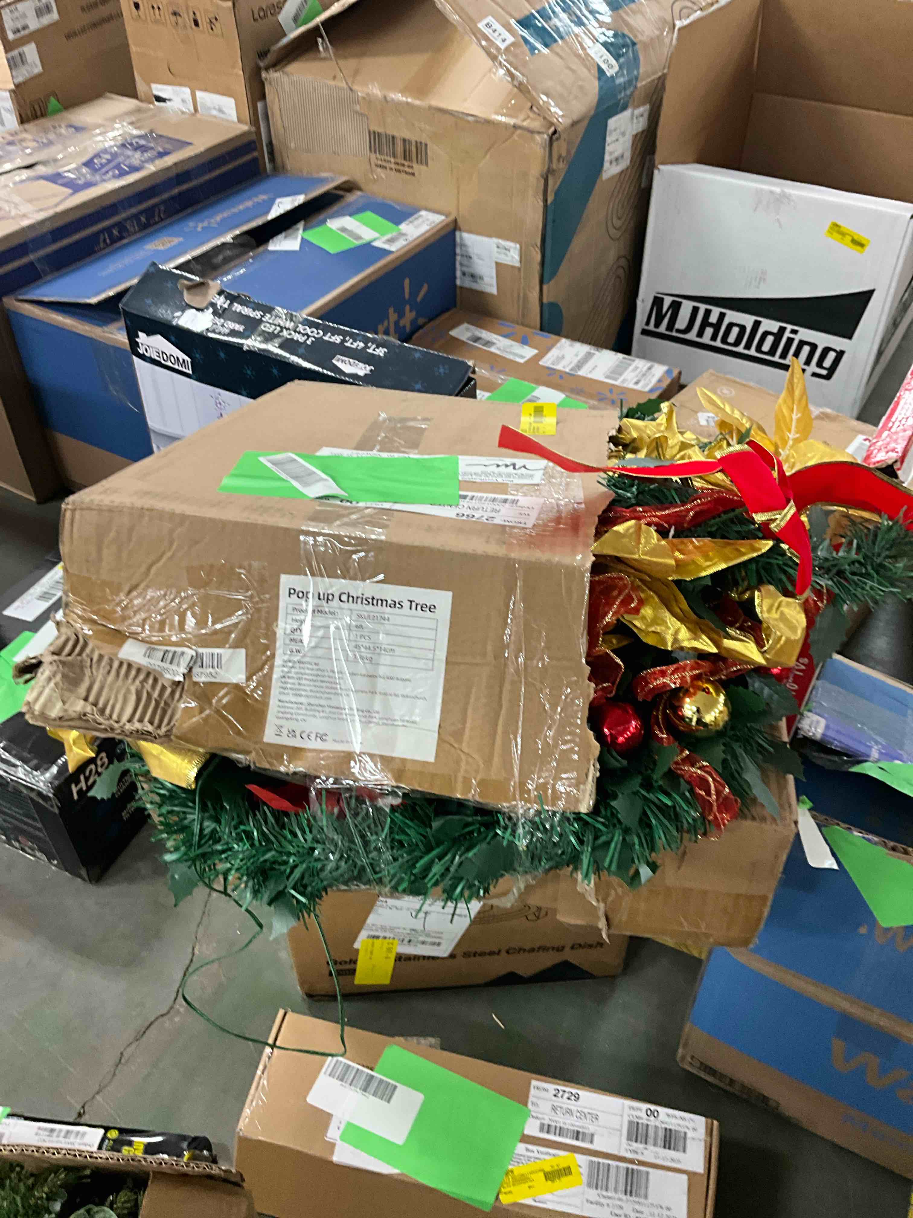 Condition photo showing Good Condition for BSHAPPLUS® 6ft Pre-Lit Pop-Up Christmas Tree with Remote Control,Pre-Decorated Artificial Slim Christmas Tree with 100 LED Lights, 36 Christmas Ball,21Bows,4 Ribbon and 11 Light-Modes for Home, Party