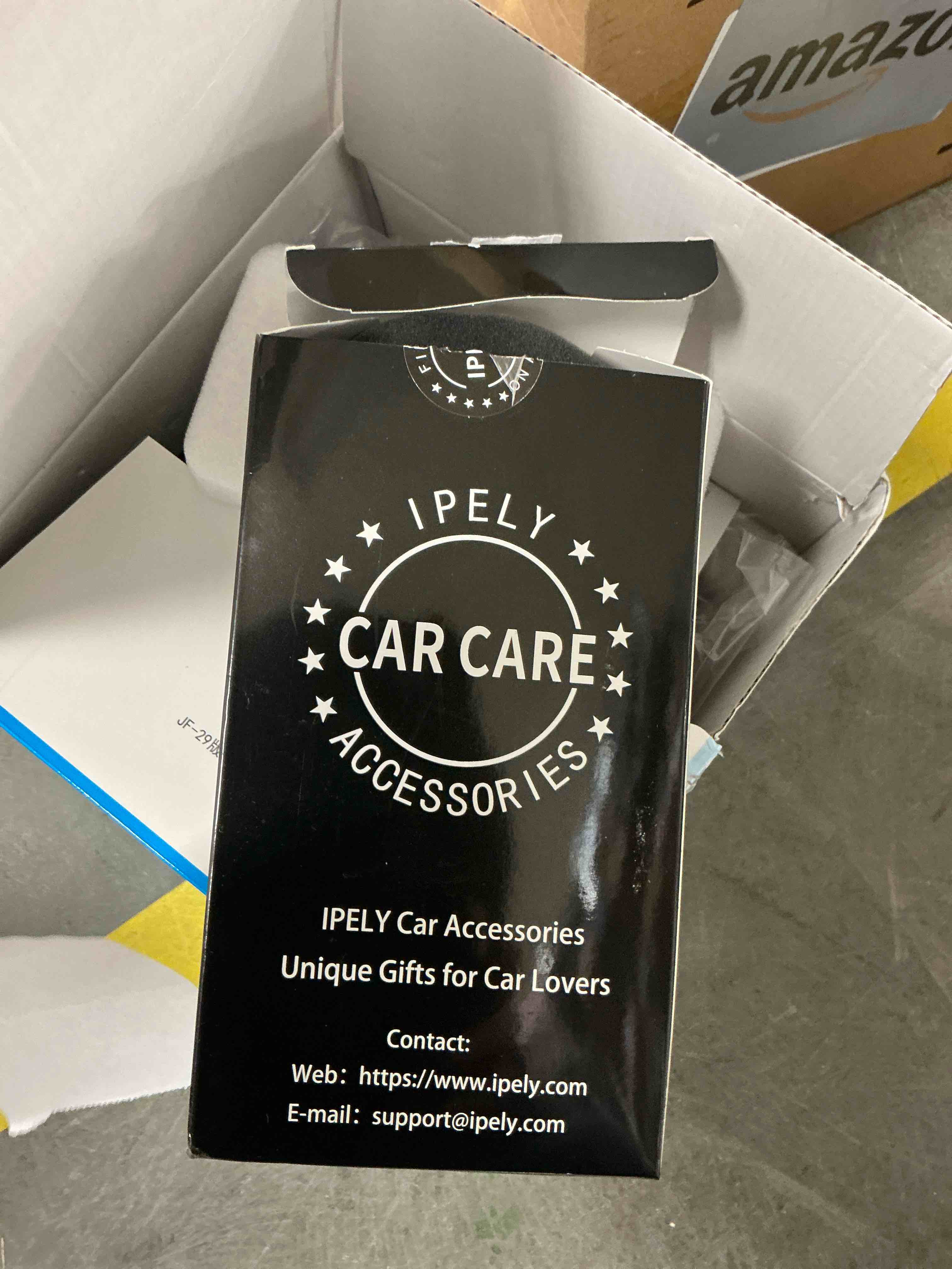 Condition photo showing Good Condition for IPELY 2 Pack Large Tire Shine Applicator Pad, Durable and Reusable Hex-Grip Tire Dressing Applicator Pad for Applying Tire Shine Applicator-2Pack