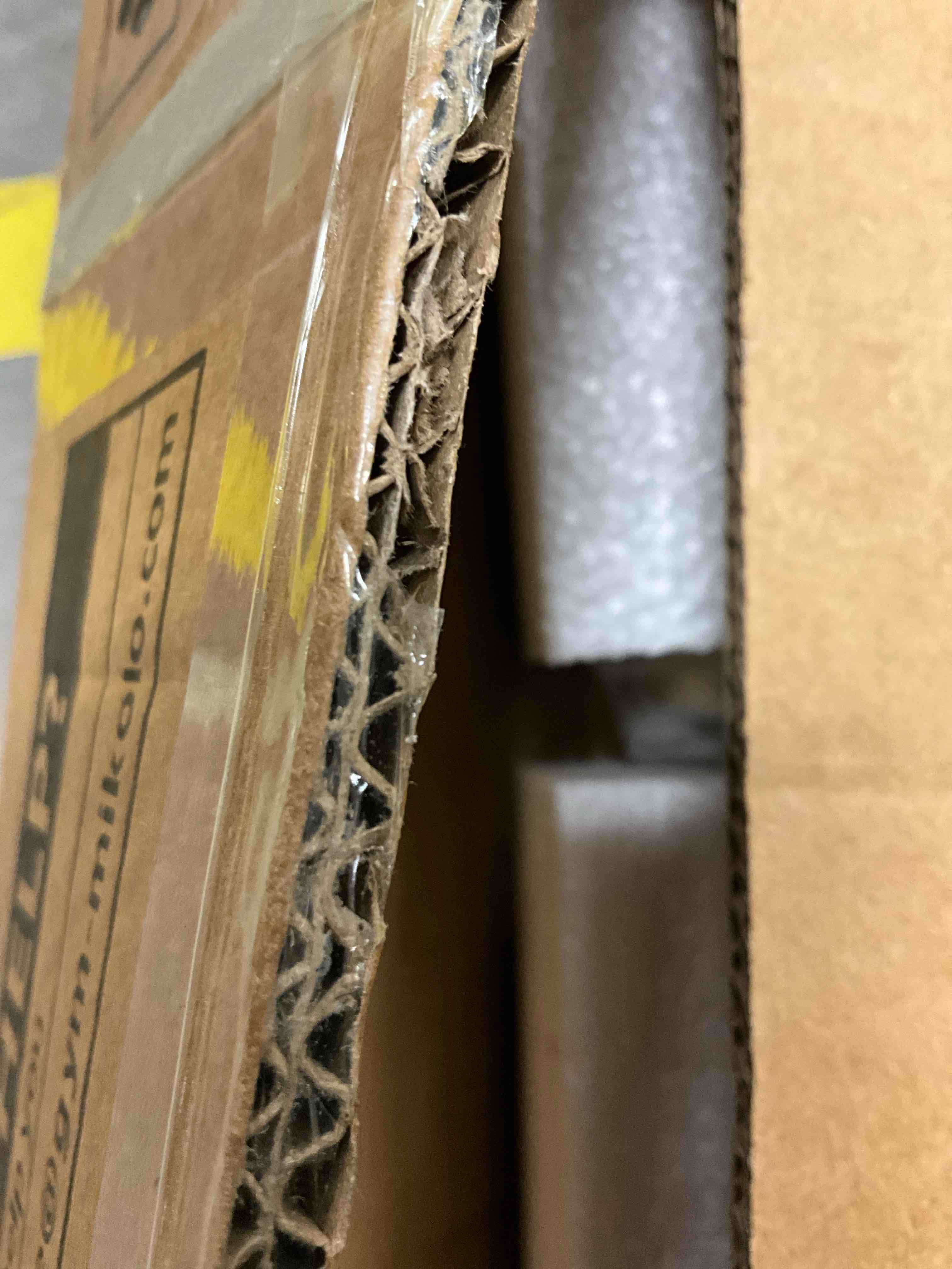 Condition photo showing Good Condition for Mikolo Olympic Barbell 4ft - 2 Inch Weight Bar for Strength Training, 500lbs Capacity (Silver)