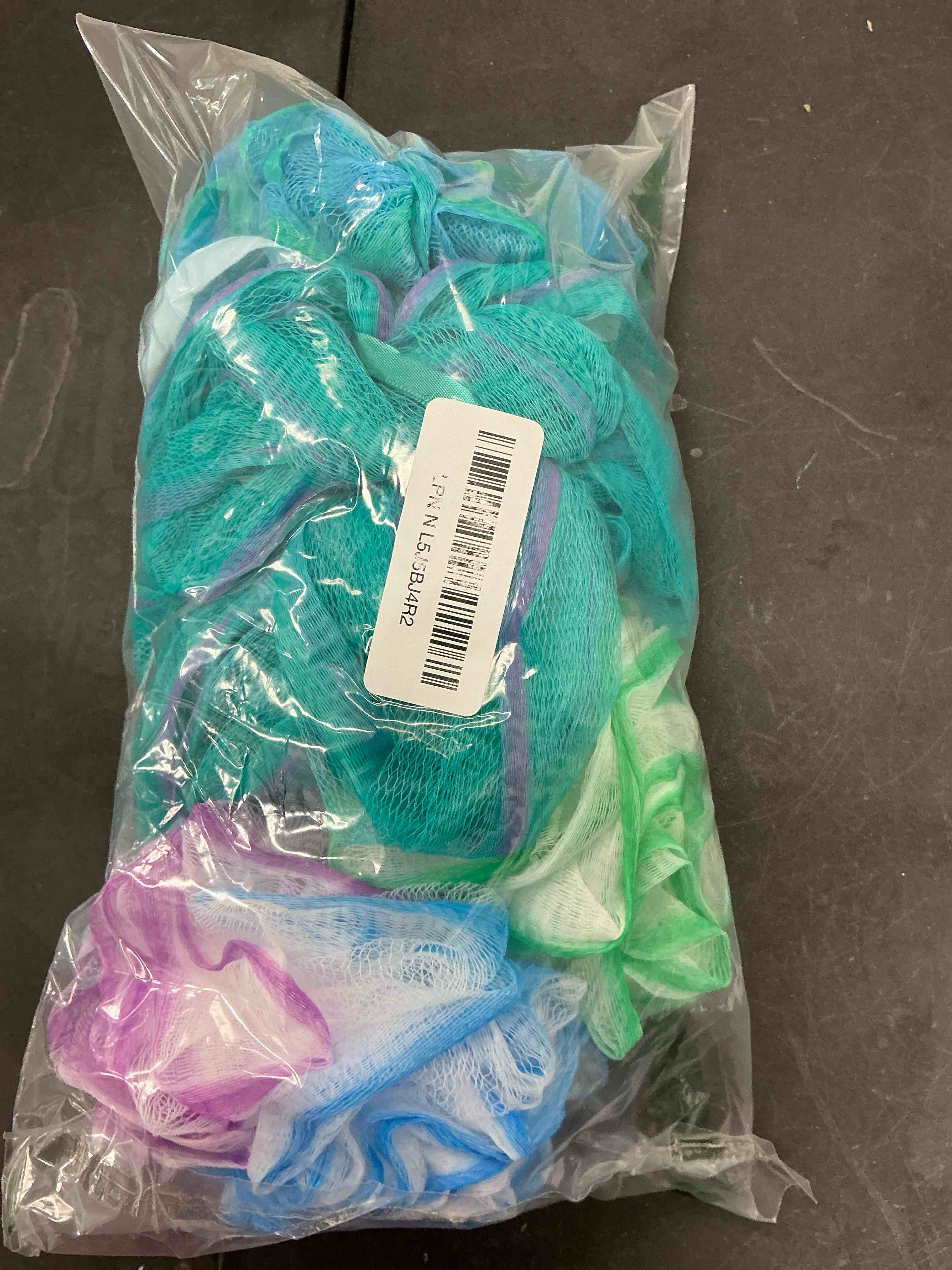 Condition photo showing Good Condition for Chuya Bath Sponges Loofahs 70 Grams Large Size,4 Pack Shower Sponge Exfoliating Cleaning Bath Loofa Body Scrubber Balls for Women Men Children Washing Mixed Colours 70g
