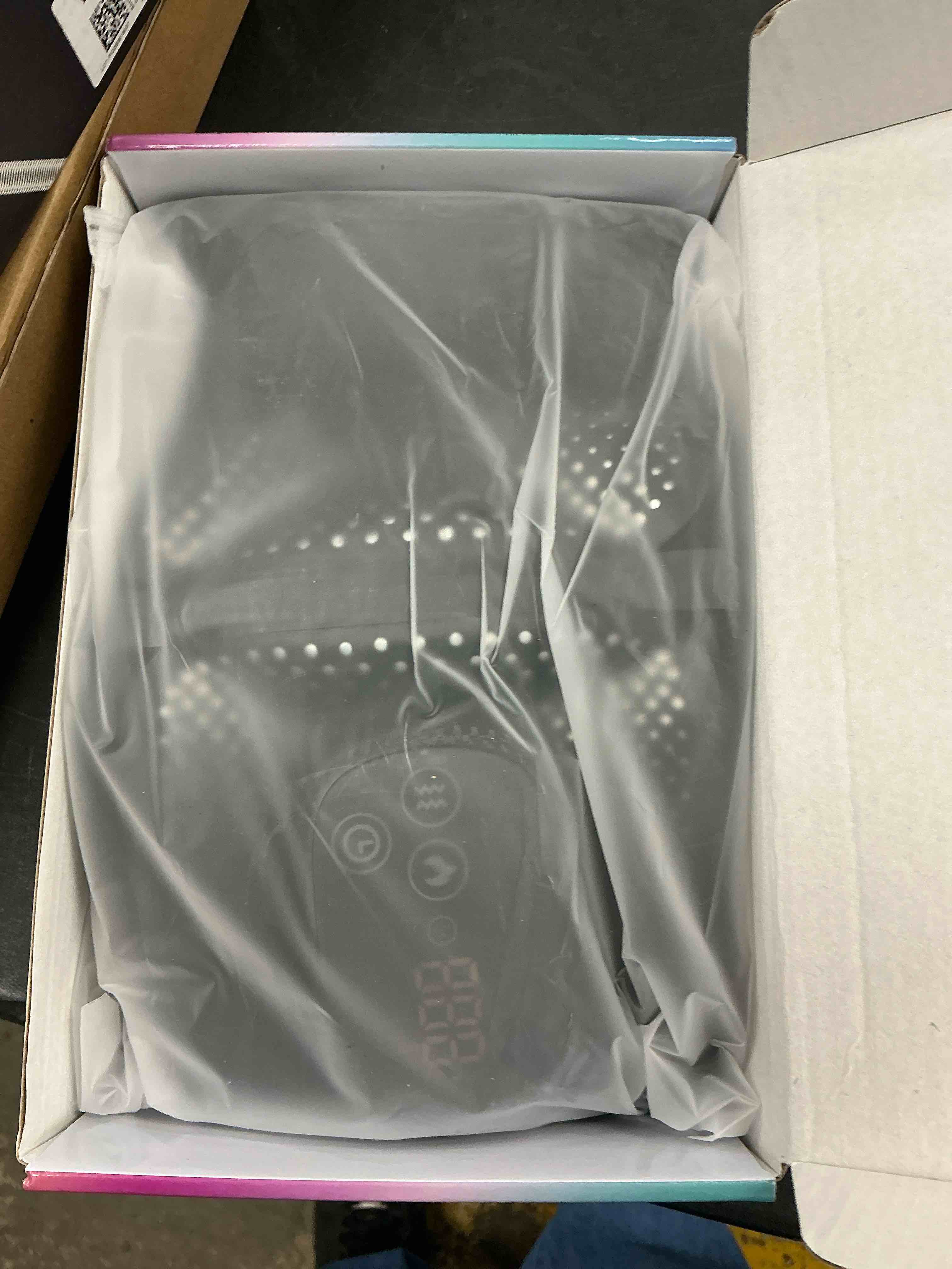 Condition photo showing Good Condition for Upgraded Knee Heating Pad, Knee Massager with 5 Heat and 3 Vibration for Women and Men Joint Pain Relief, Electric Knee Warmer with 4 Motors, Ideal Gift Choice
