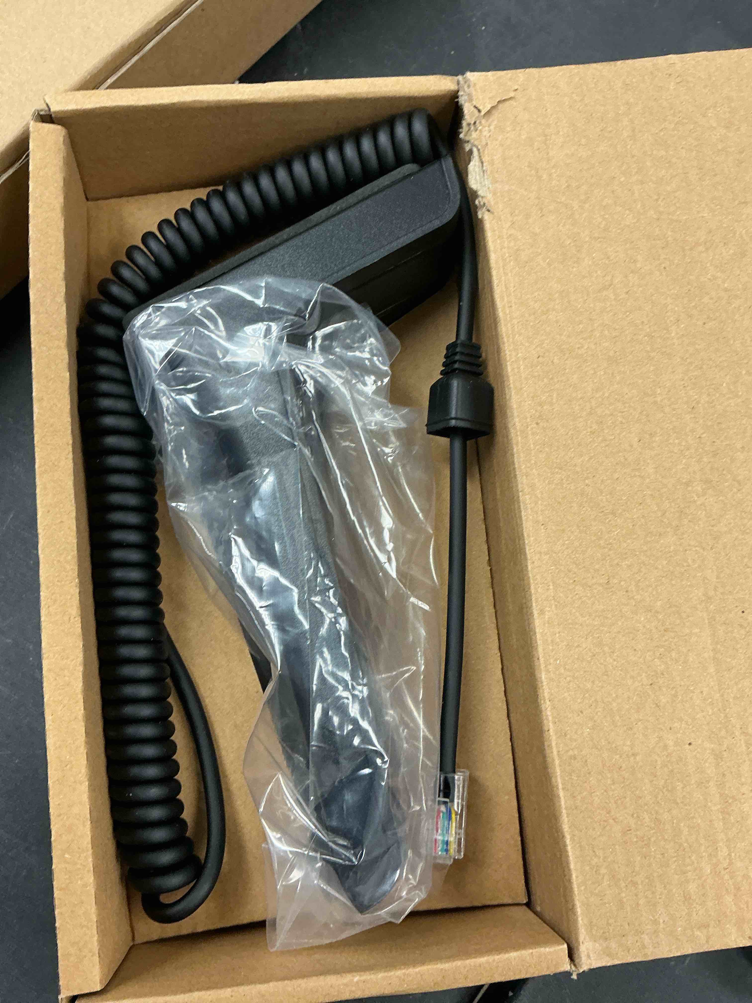 Condition photo showing New/Like New for TWAYRDIO KMC-9C Desktop Microphone 8-pin Plug for Kenwood Mobile Radio, Base Microphone MIC for Kenwood TK-7180 TK-8180 TK-7360 TK-8360 NX-700 NX-740 NX-800 NX-840 NX-5700 NX-5800 Mobile Transceiver