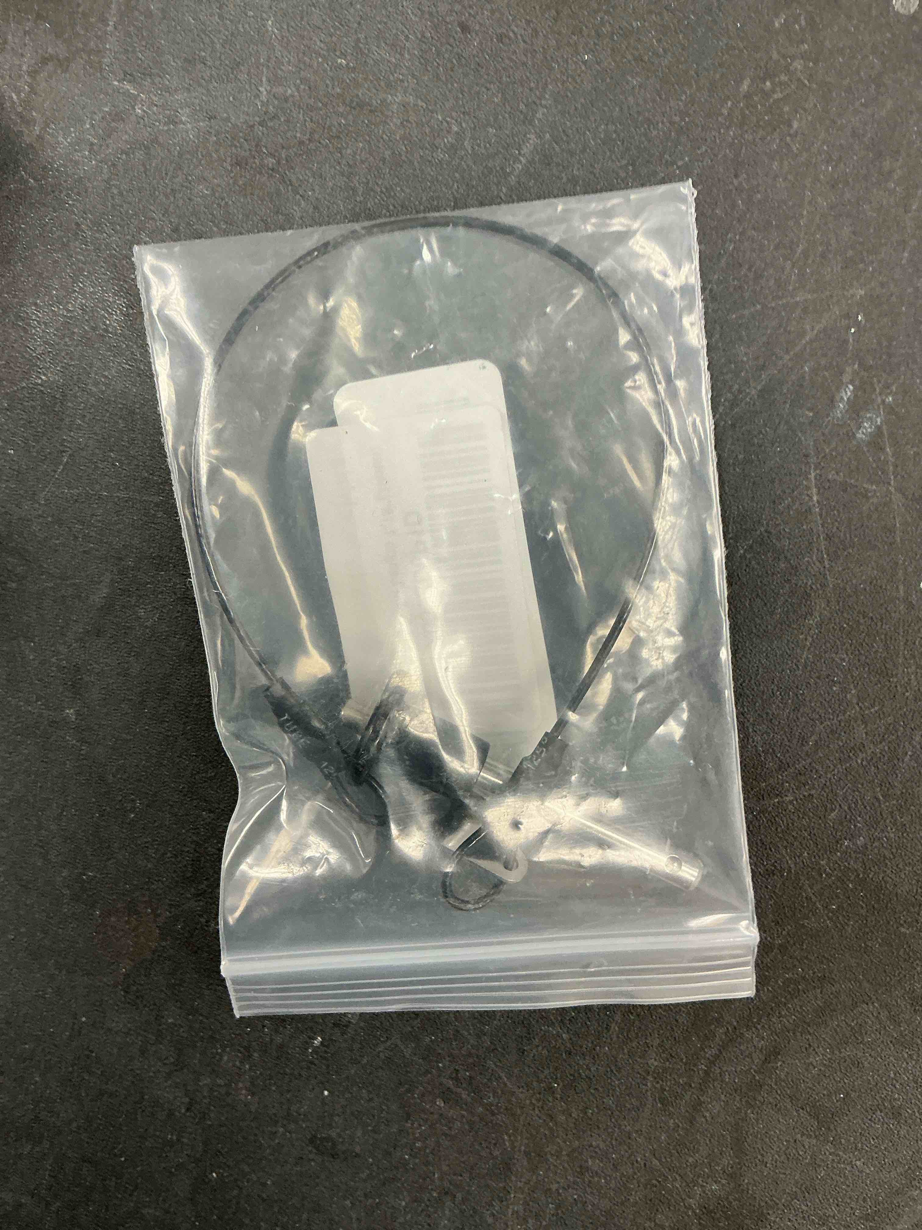 Condition photo showing New/Like New for 304 Stainless Steel Quick Release Pin 0.24 Inch(6mm) Diameter Ball Locking Pin with Push Button Lanyard Cable Usable Length 1.18"(30mm) Pin Diameter:6 mm Useable Length:30mm