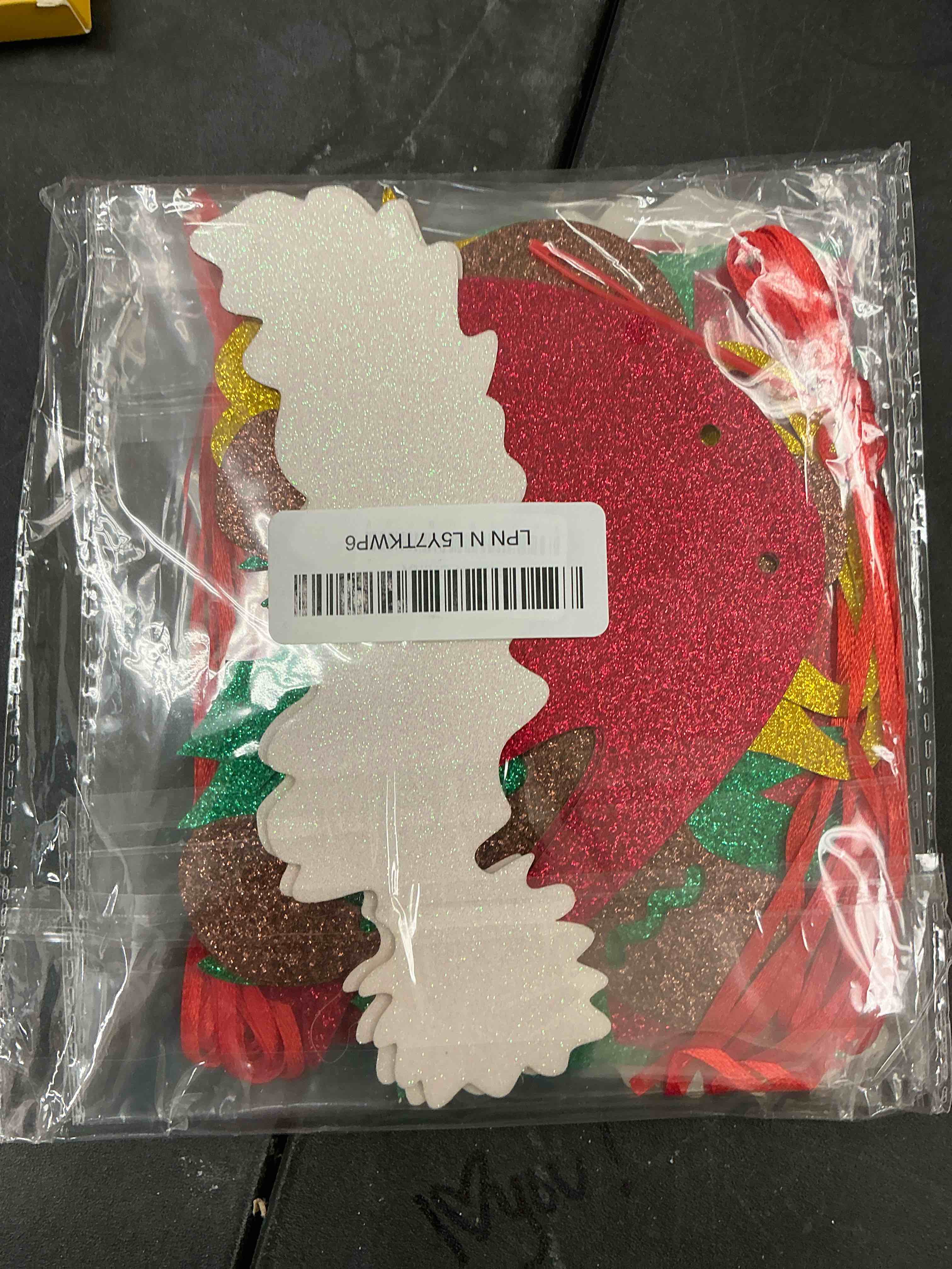 Condition photo showing Good Condition for Zwiebeco Merry Christmas Birthday Party Decorations Red Green Banner Hanging Paper Tree Gingerbread Man Bells Hat Sign for Xmas Wall Home Garden Outdoor Accessories Supplies Red Green Christmas