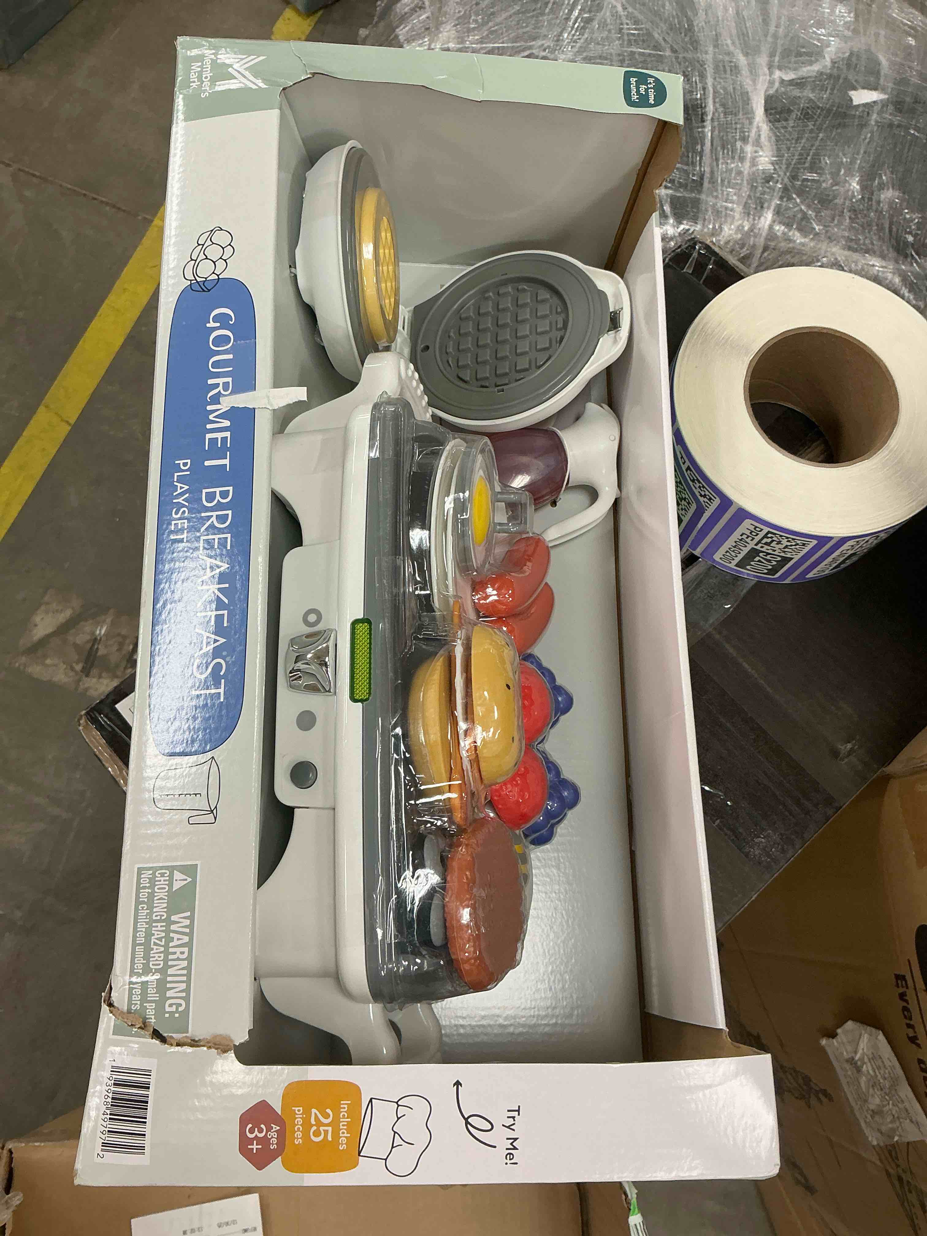 Condition photo showing New/Like New for Member's Mark Gourmet Breakfast Playset