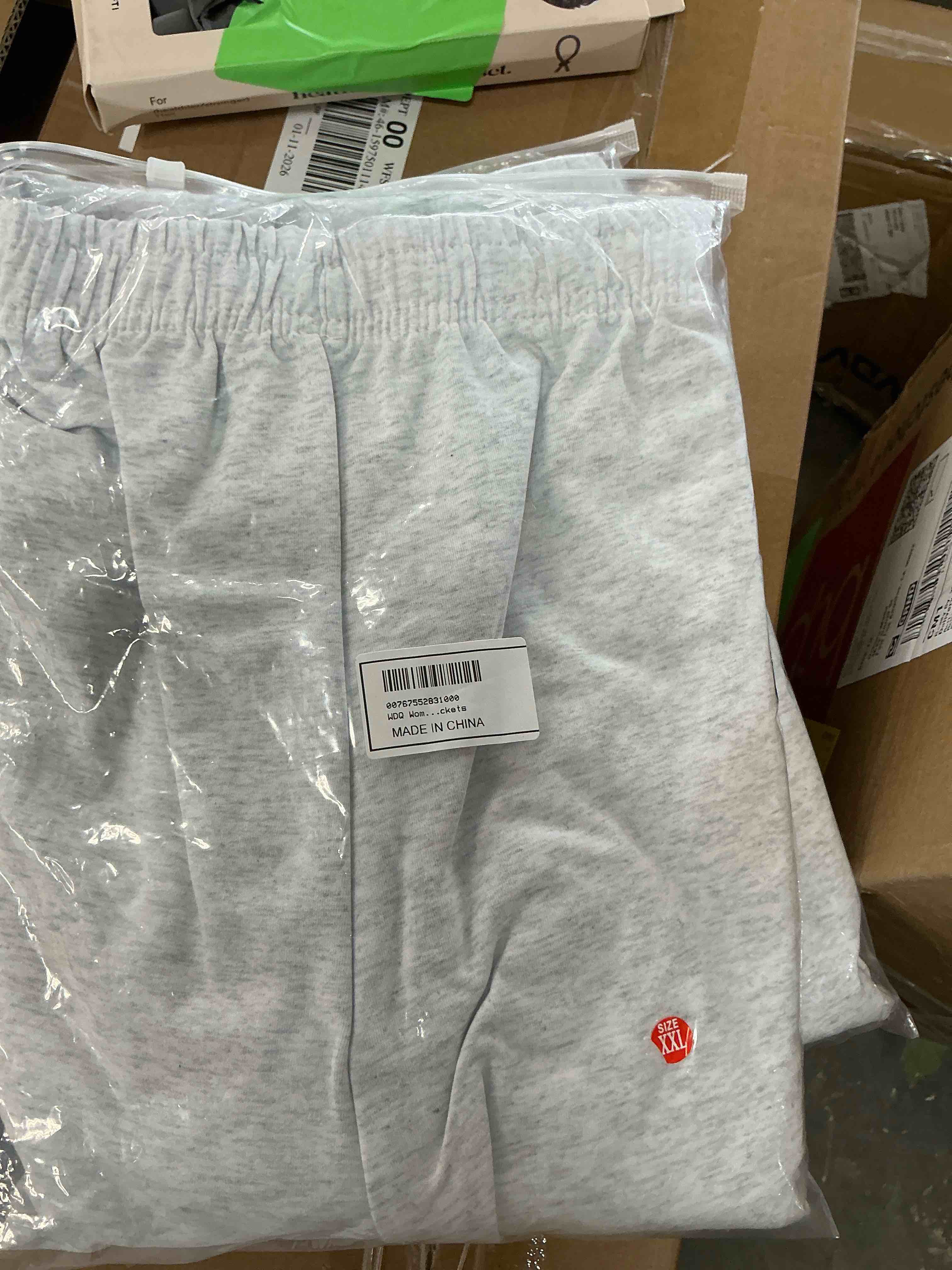 Condition photo showing New/Like New for WQD Women's Sweatpants Wide Leg Lounge Joggers with Drawstring Comfy Loose Fit Casual Workout Athletic Yoga Pants with Pockets Size XXL