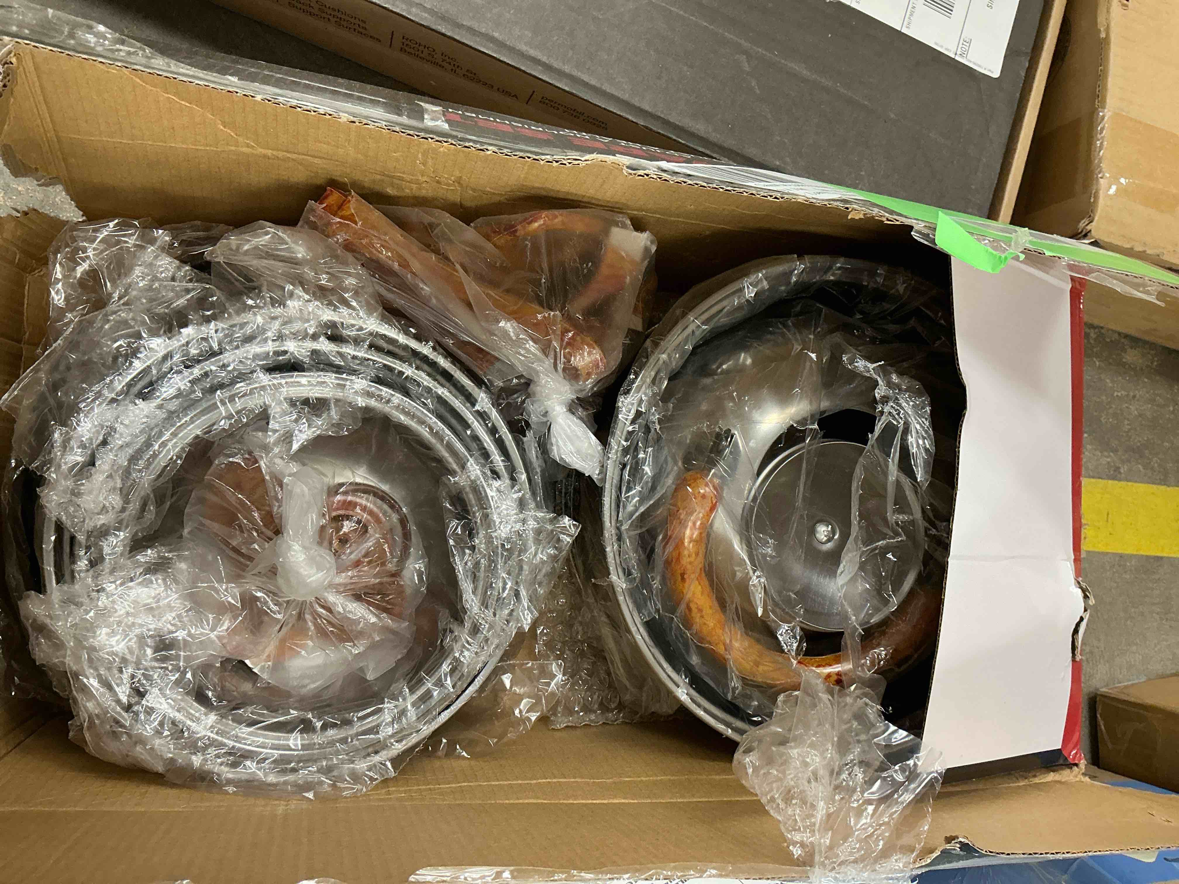 Condition photo showing New/Like New for Tebru 12 Piece Nonstick Stainless Steel Cookware Set