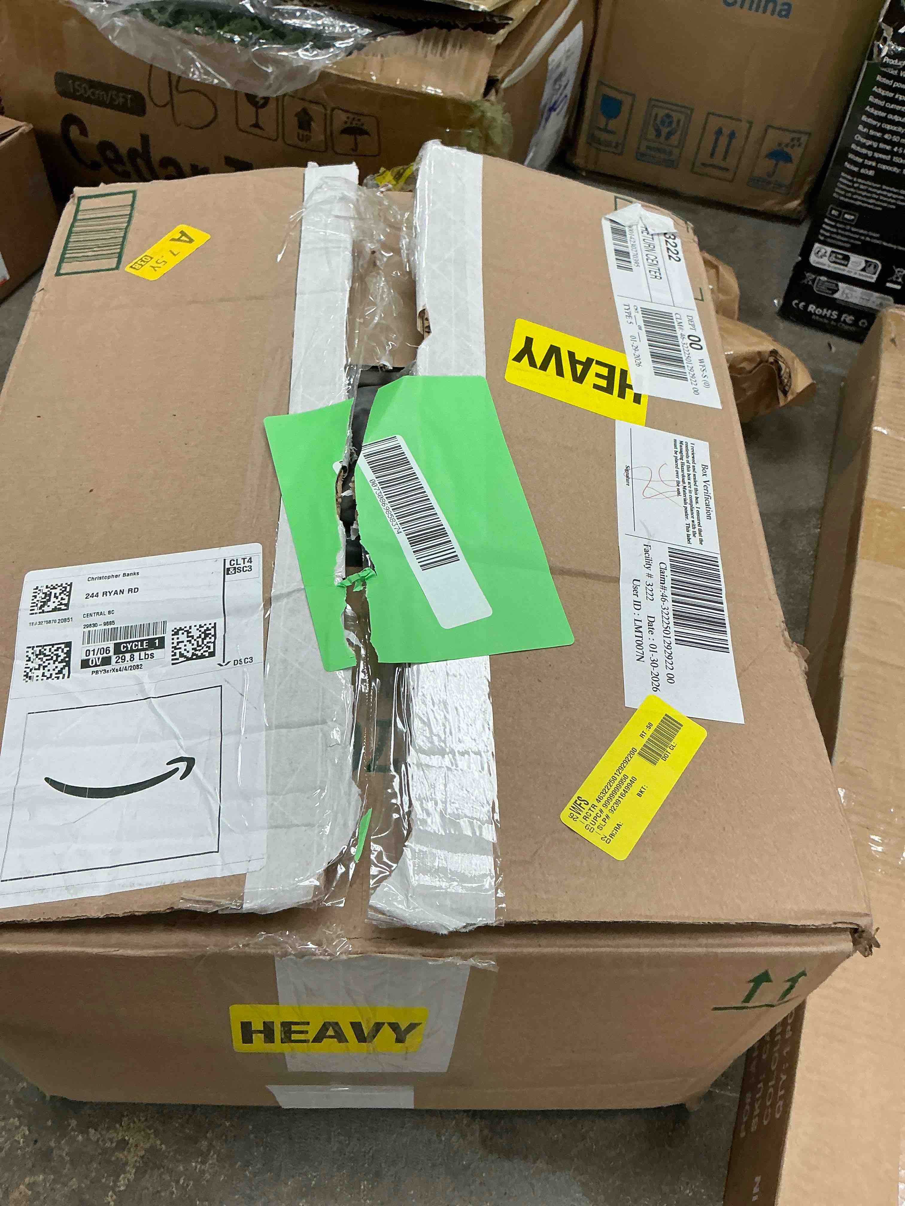 Condition photo showing Good Condition for Yalamila WhatsBedding Down Grey Comforter Feather Duvet Insert Summer Cooling Cotton All Season  California King Solid