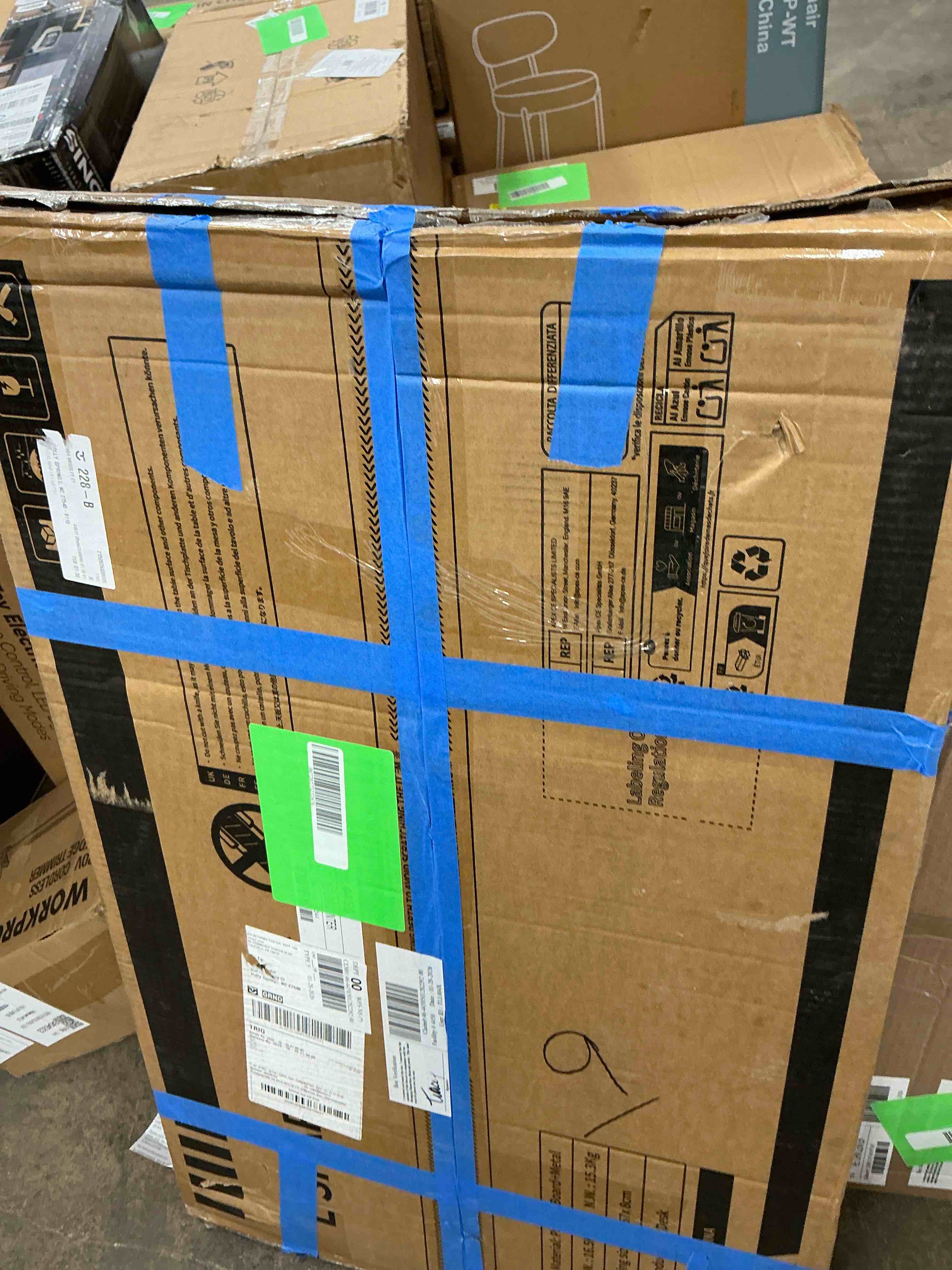 Condition photo showing New/Like New for Casacomoda Computer Desk L Shaped, 51 Inch Reversible L Shaped Desk, Gaming Desk, Home Office Desk, Carbon Fiber Black