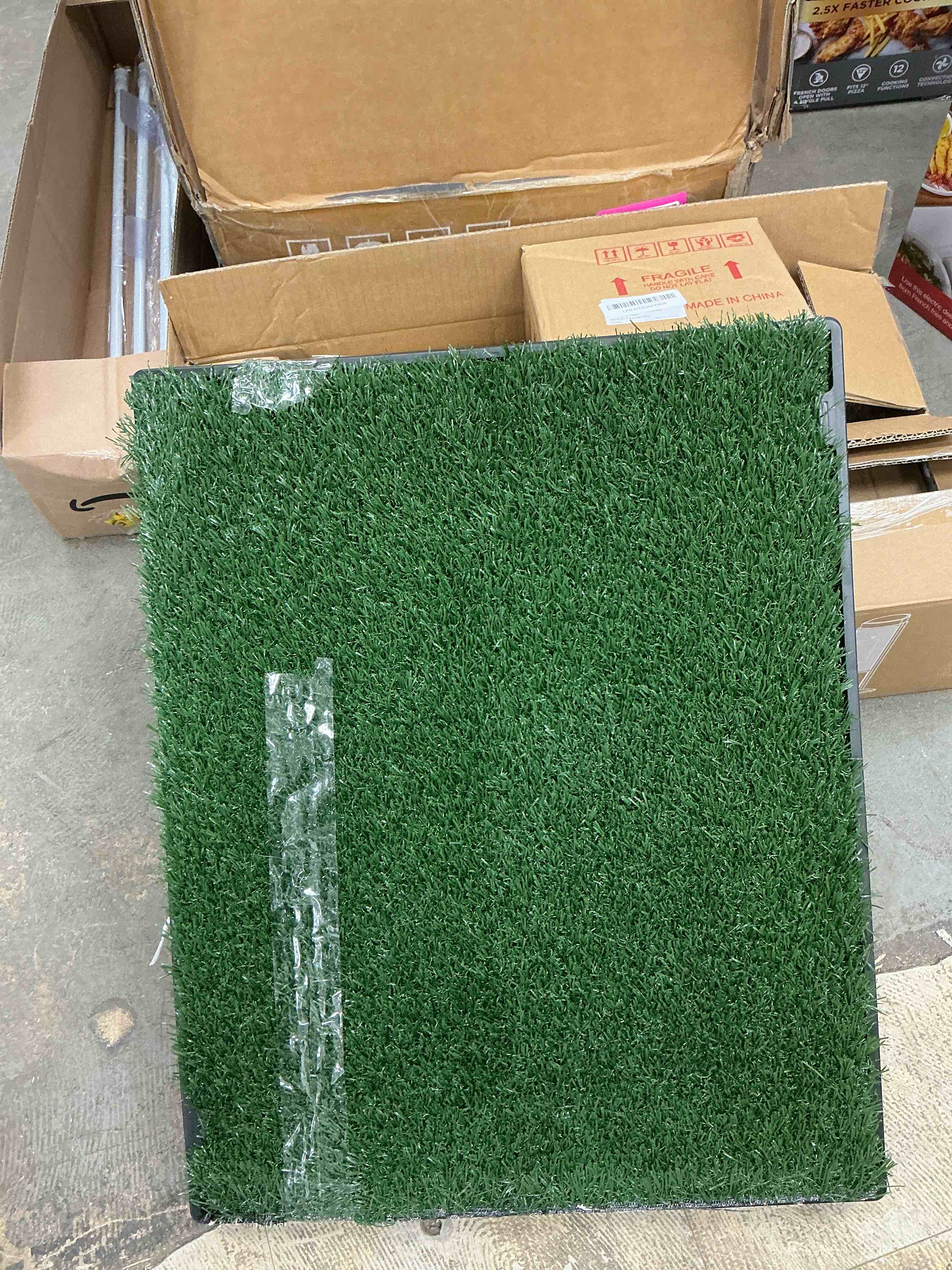 Condition photo showing Good Condition for Pet Loo Indoor Yard Training System for Dogs, 