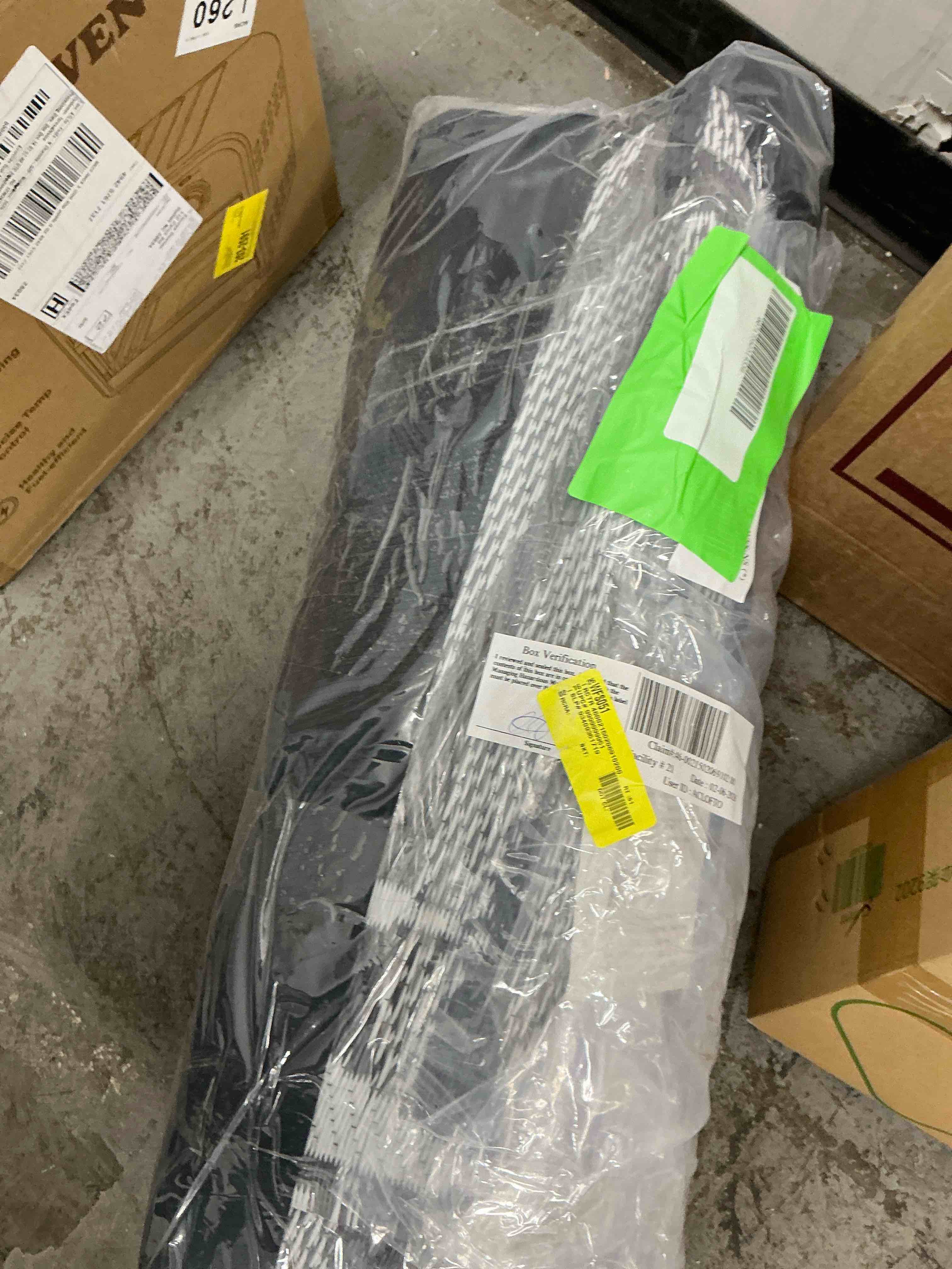 Condition photo showing Good Condition for DEORAB 8'x10' Outdoor Rugs Waterproof Patio Lightweight Reversible Plastic Carpet Outside Camping Mat,Gray & White