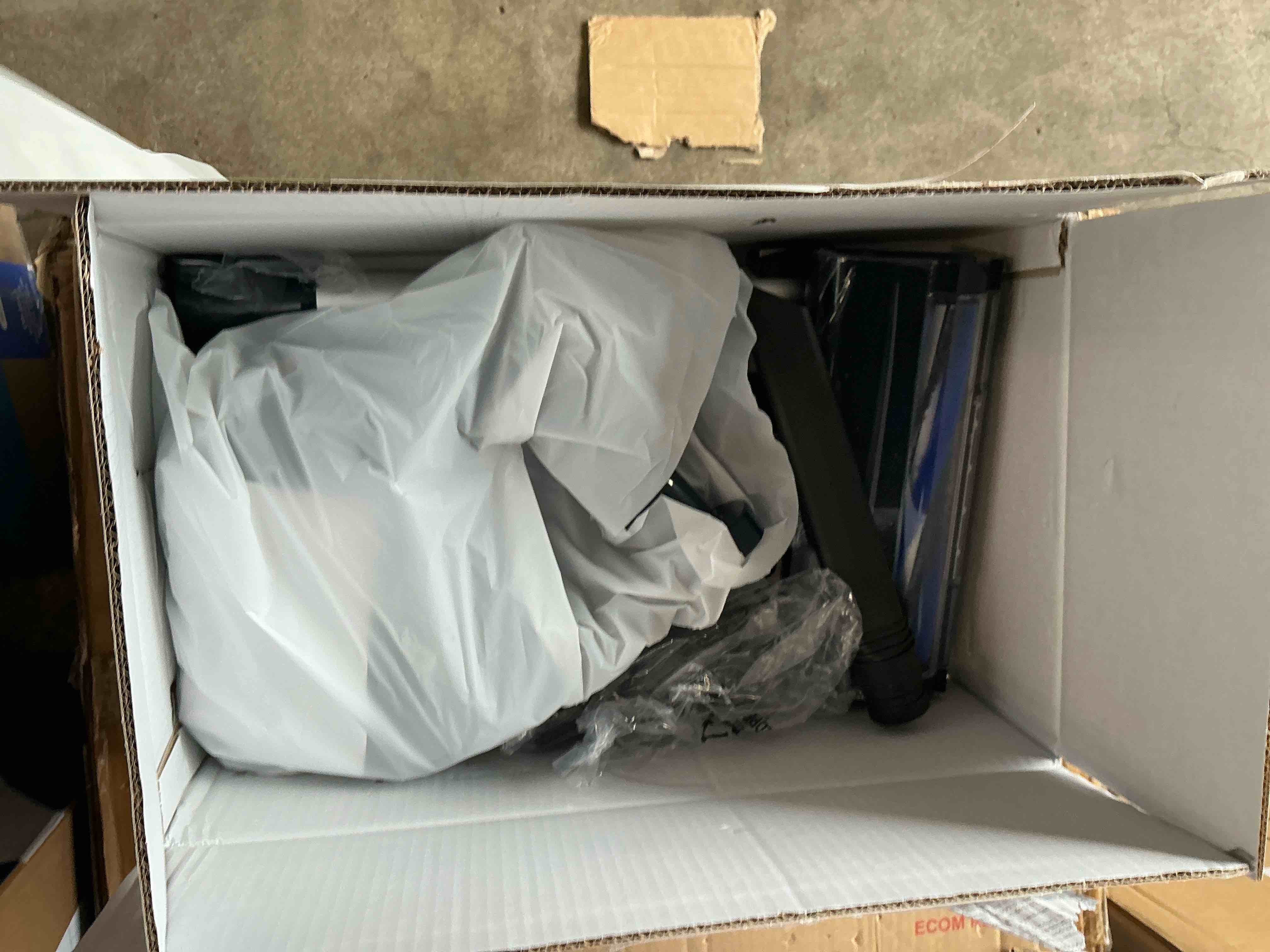 Condition photo showing Good Condition for Prettycare Cordless Stick Vacuum Cleaner, 2600mAh 6-in-1 Lightweight Upright for Carpet Hard Floor Pet Hair W200 Upgraded