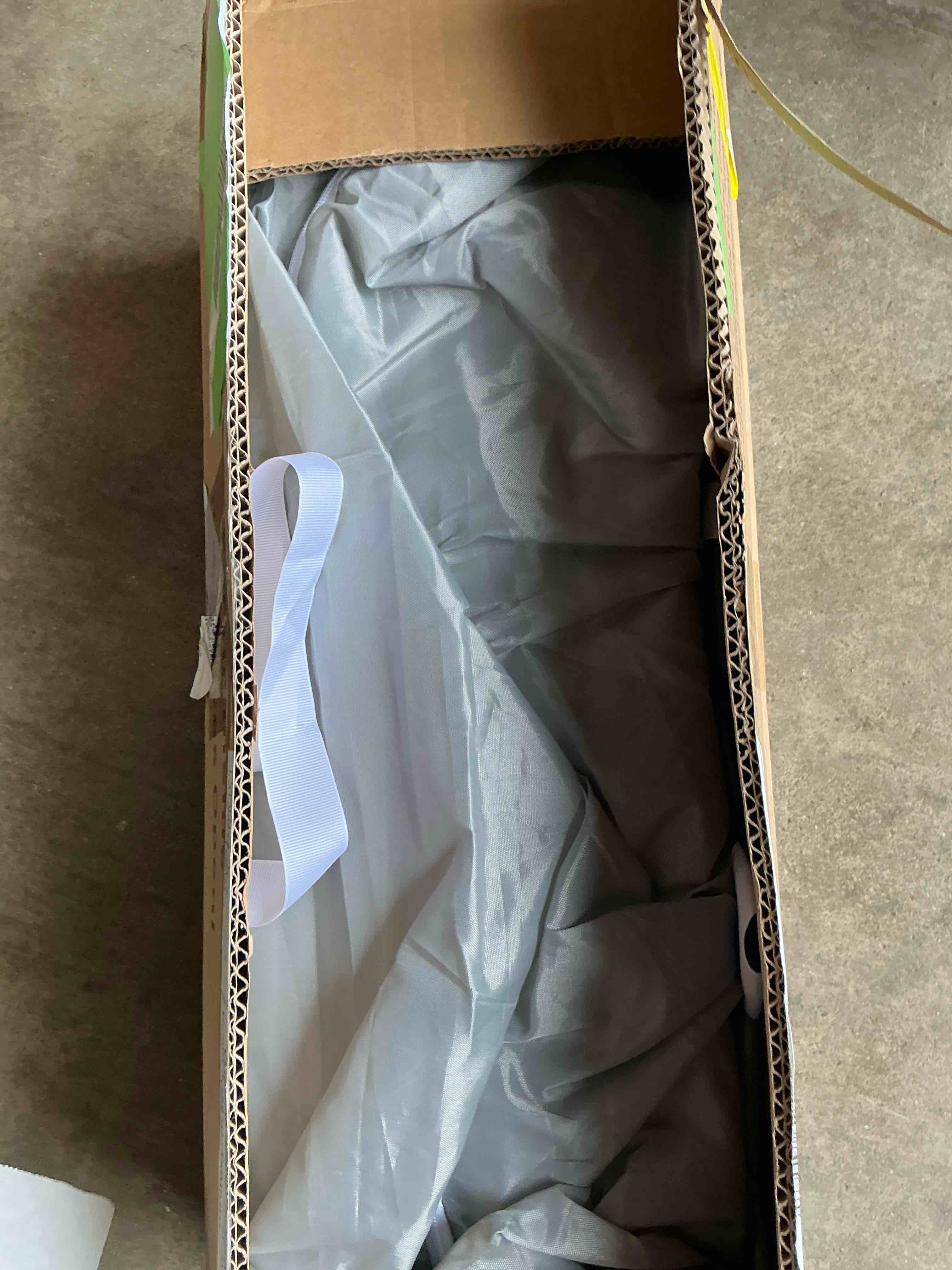 Condition photo showing New/Like New for Babyeap Baby Playpen Large Play Yard Fence for Toddlers,50"x50" Gray