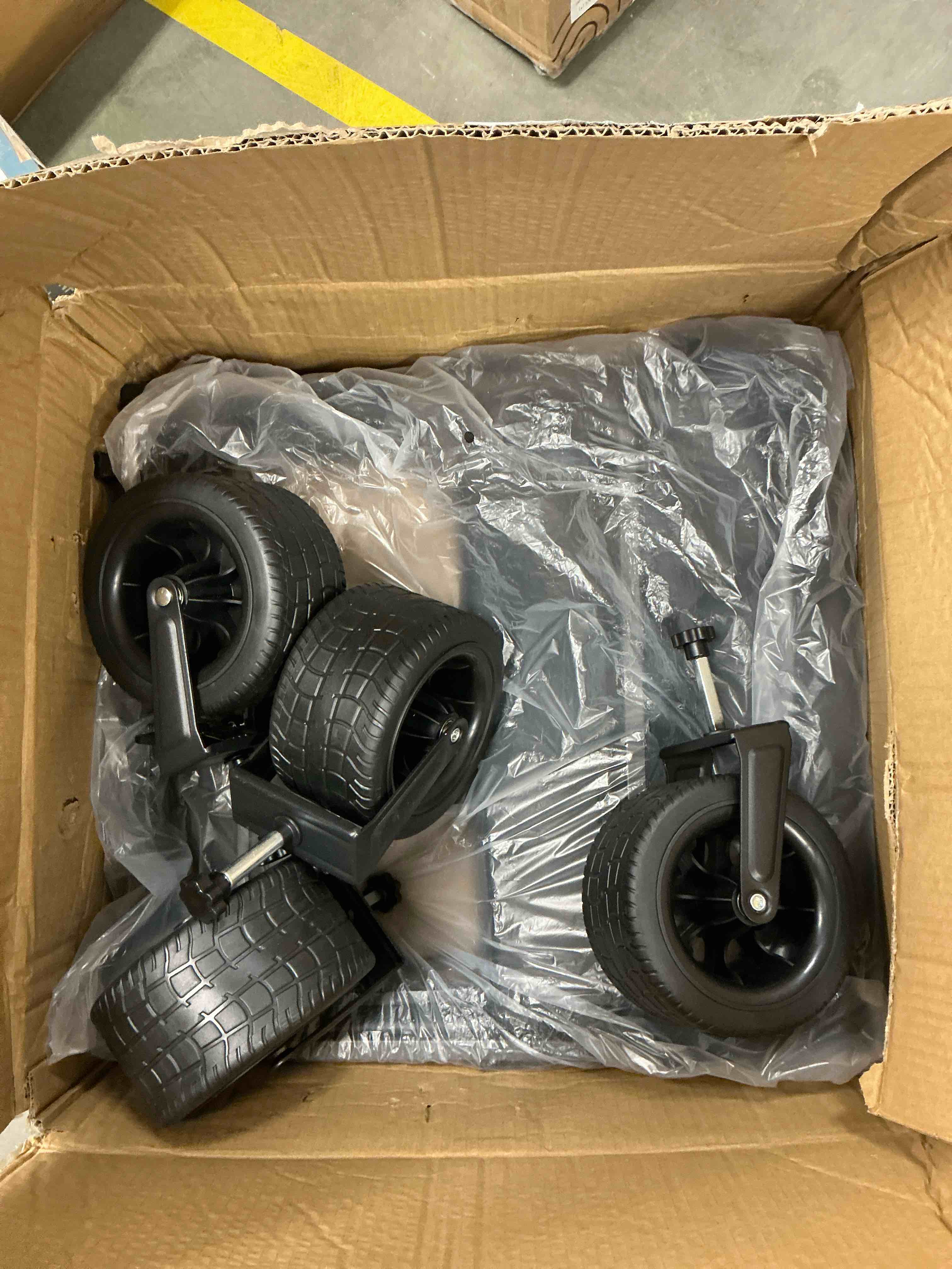 Condition photo showing Good Condition for Qunler Large Collapsible Folding Wagon 560 Lbs Heavy Duty Big Bucket Utility Garden Cart with Oversized Tank Wheels for Sports Shopping Camping Ki