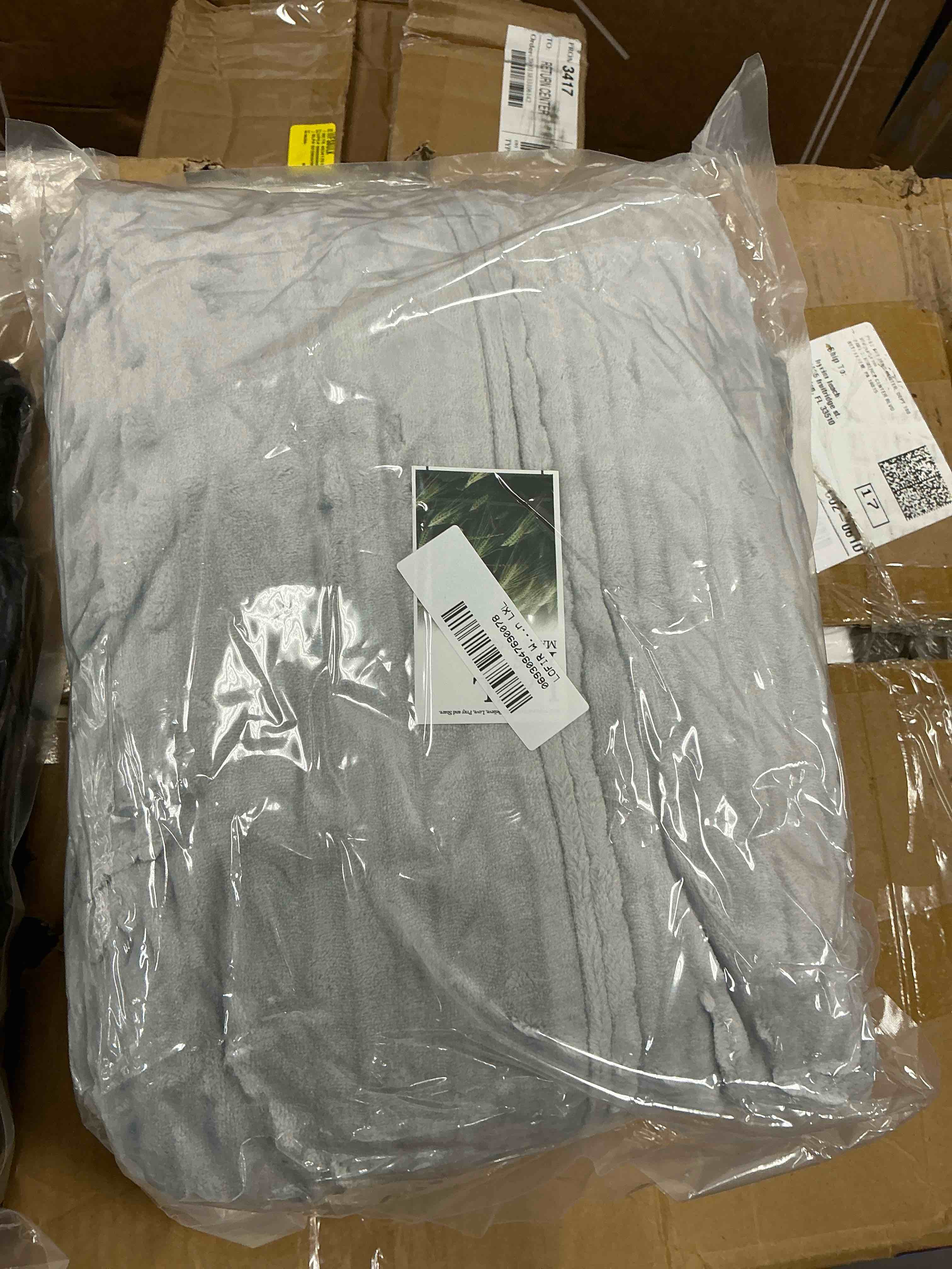 Condition photo showing New/Like New for LOFIR Womens Hooded Plush Robe, Zip up Front Soft Fleece Robes for Women (L/XL, Light Gray)