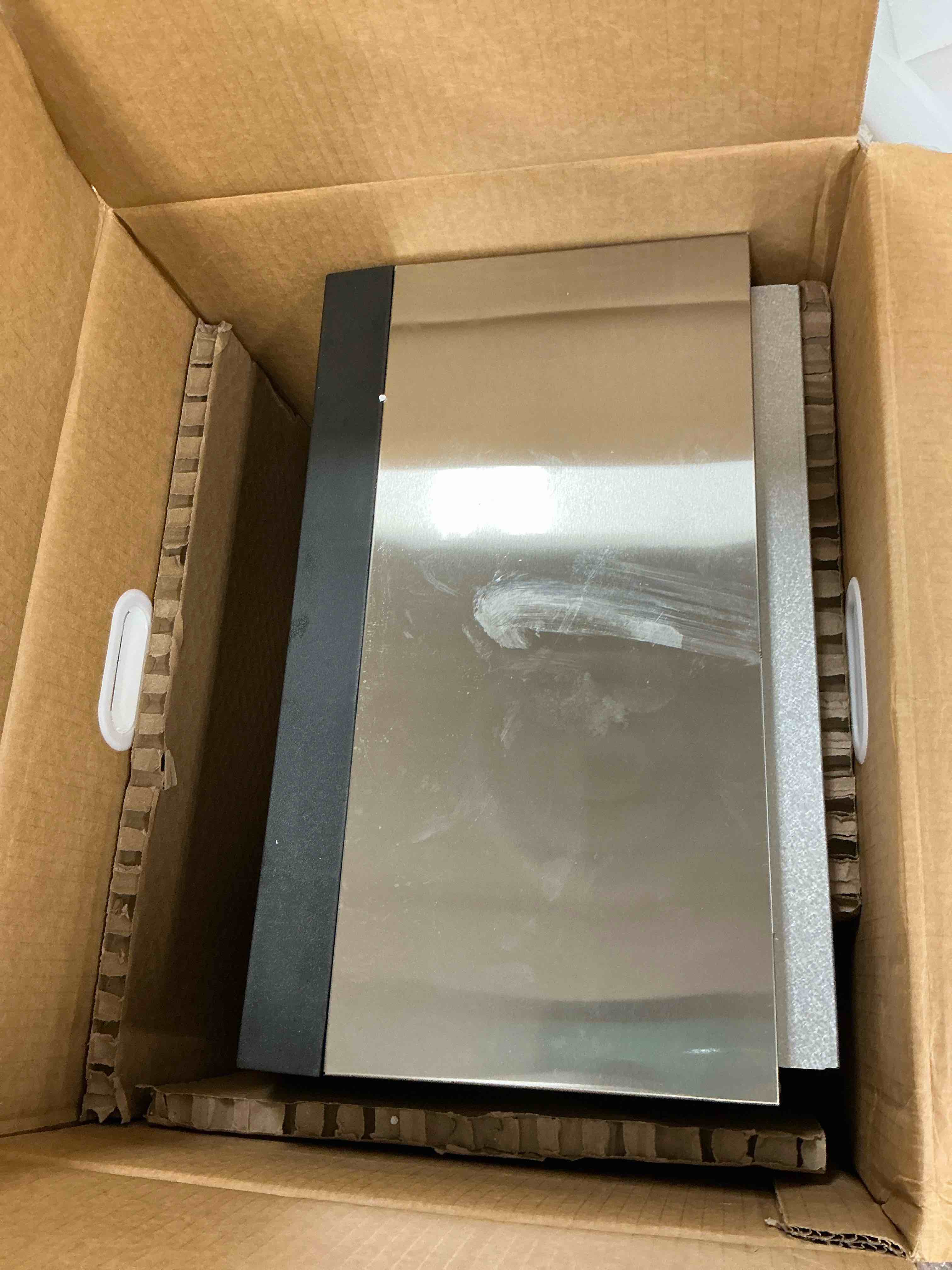 Condition photo showing Good Condition for Coolake 200lbs/24H Commercial Ice Maker Machine with 50lbs Ice Storage  Stainless Steel Under Counter ice Machine  Air Cooled  115v