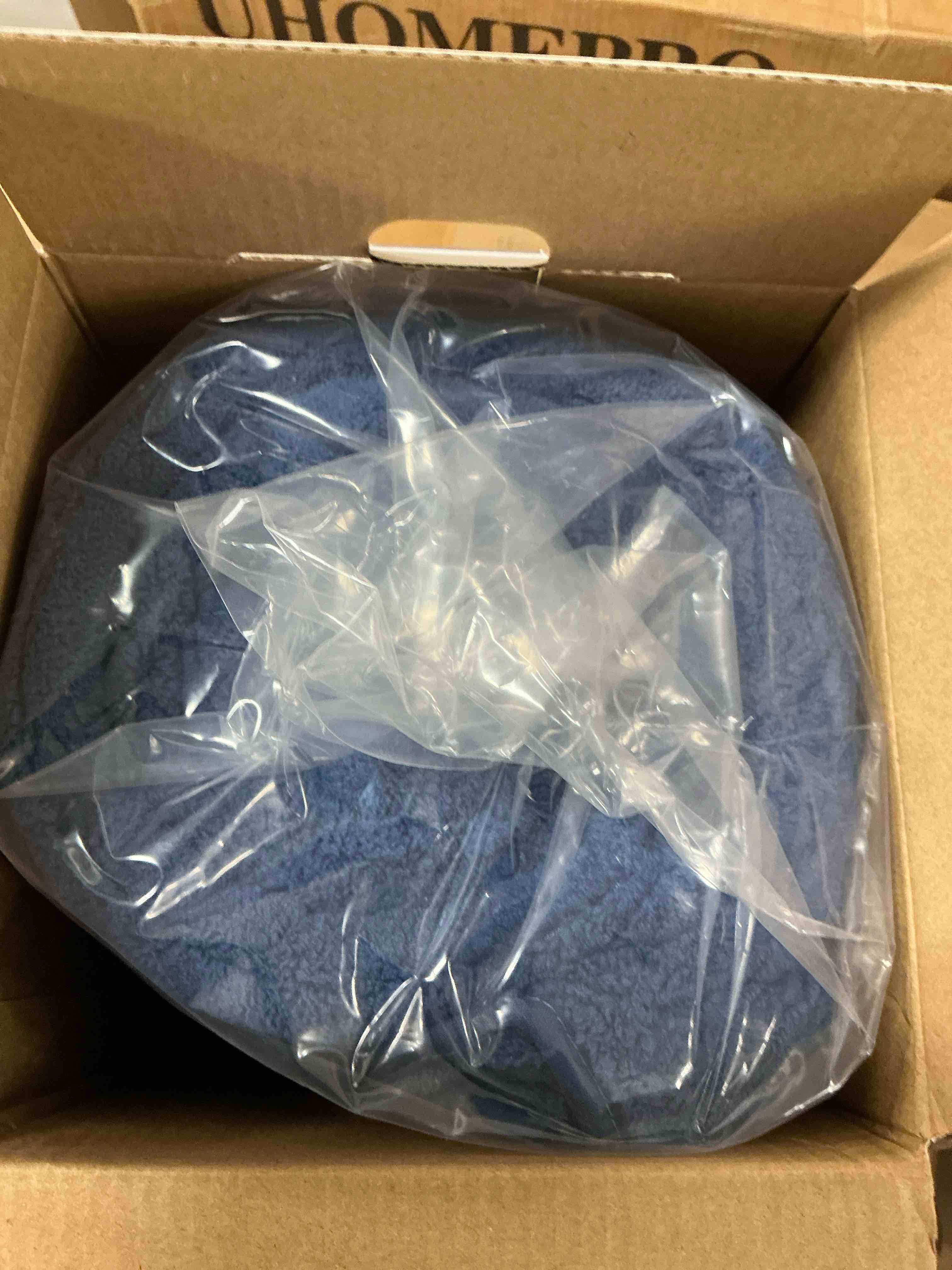 Condition photo showing New/Like New for Jessy Home 12 Piece Navy Blue Bath Towel Set for Bathroom-4 Bath Towels,4 Hand Towels,4 Washcloths Soft and Plush Highly Absorbent Towel for Hotel & Spa