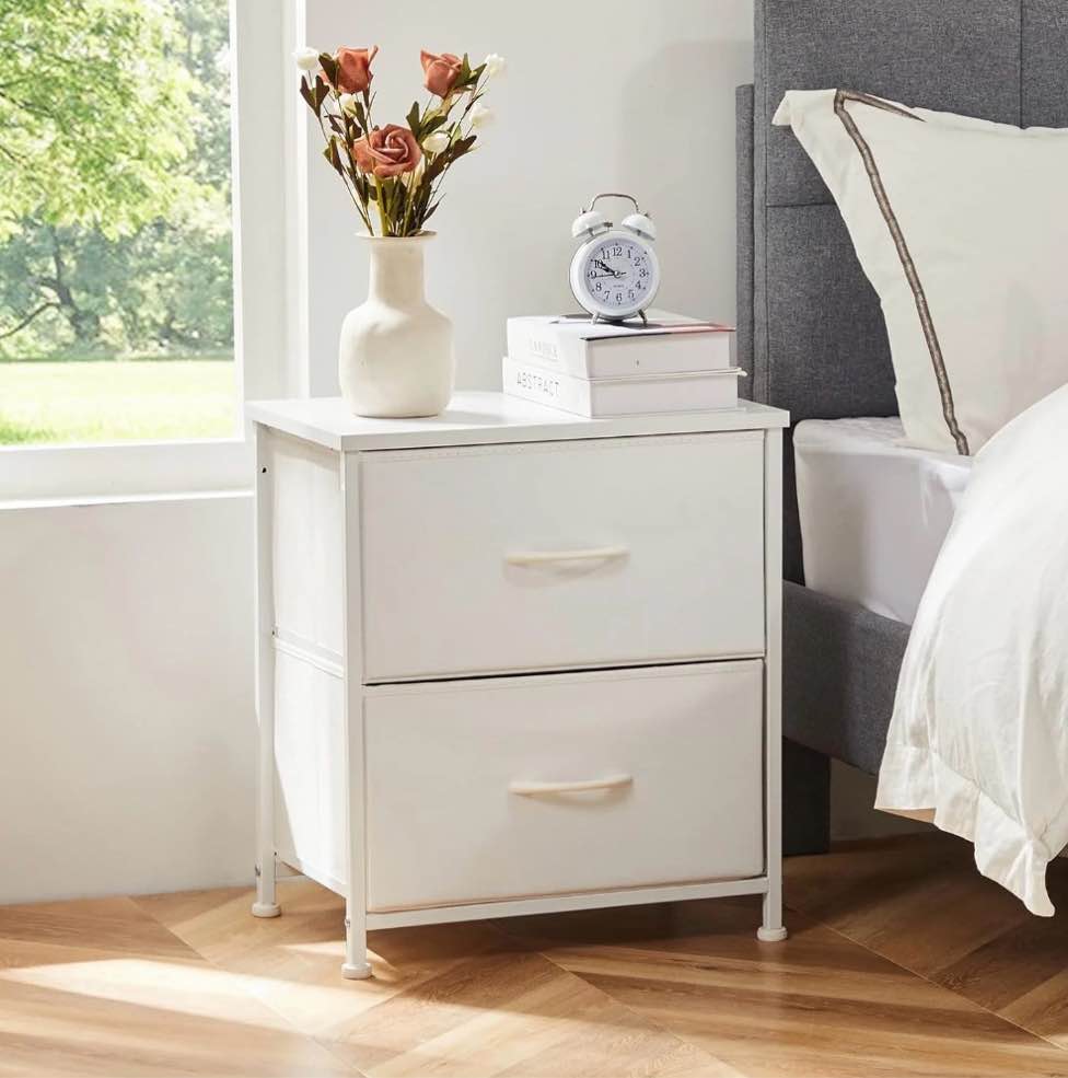 Condition photo showing New/Like New for ZUNMOS Nightstands Set of 2 with 2 Storage Drawers - Side Table for Bedroom, Living Room, Closet, College Dorm, 20" Height, White