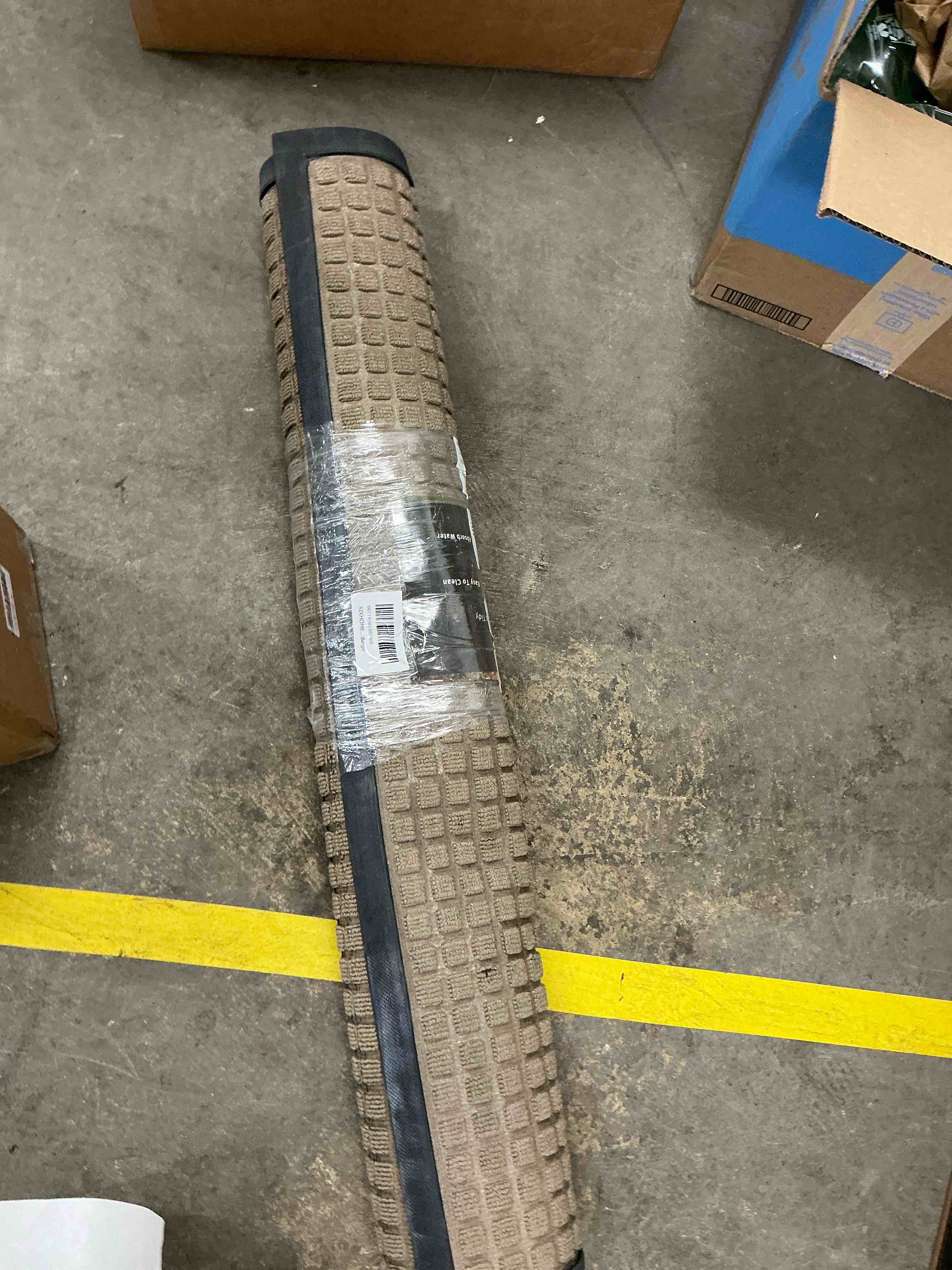 Condition photo showing Good Condition for SIXHOME Outdoor Mat Non Slip Doormat 35 x59  Front Door Mat Outside Absorbent Rubber Welcome Mat Low Profile Dirt Trapper Indoor Outdoor Doormat Thicken Checker Entryway Rug Floor Mat Beige