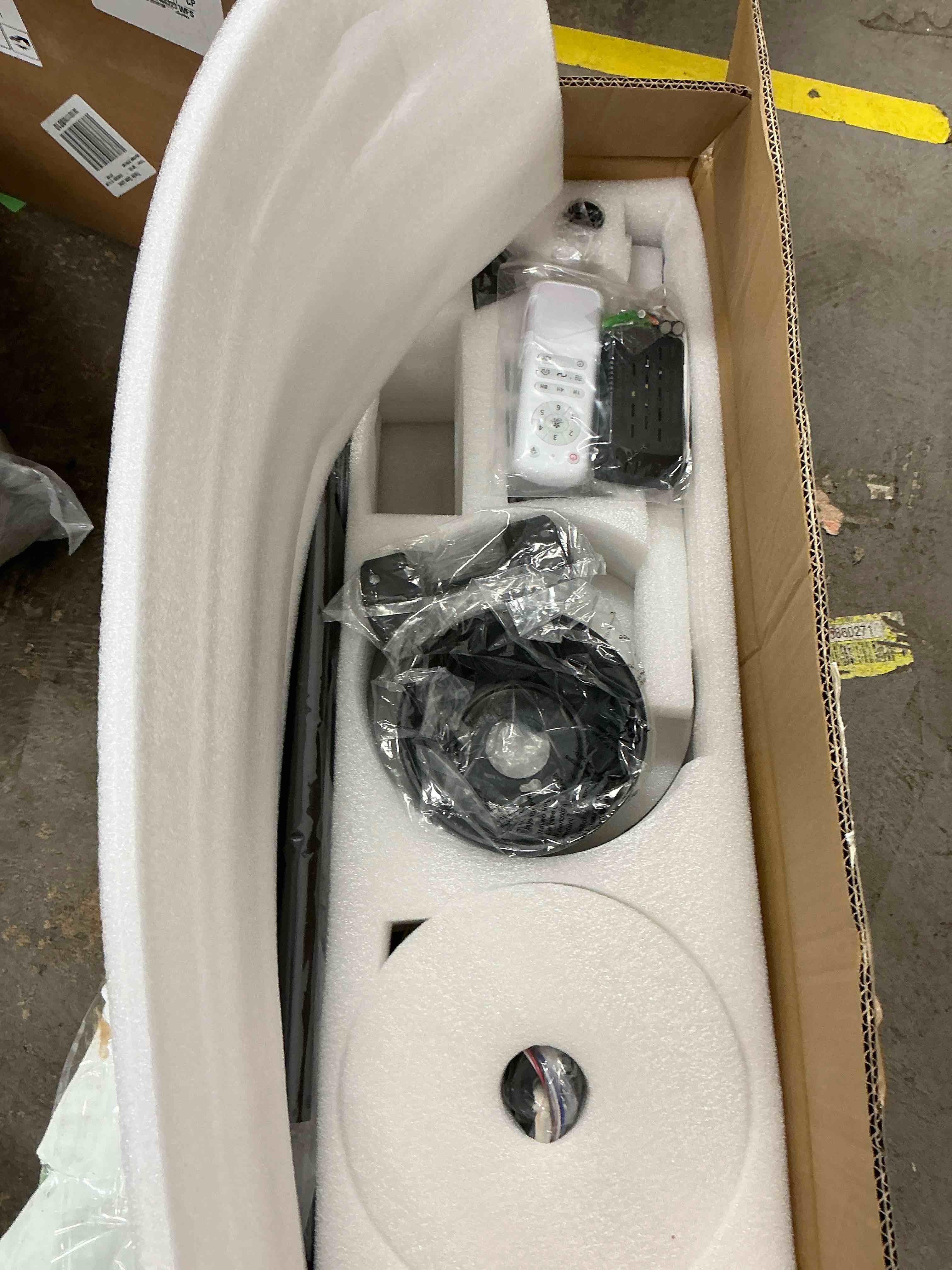 Condition photo showing Good Condition for Zardon 65in Ceiling Fans with Light and Remote Control, Large Farmhouse Ceiling Fans with Reversible 6-Speed for Indoor, Black