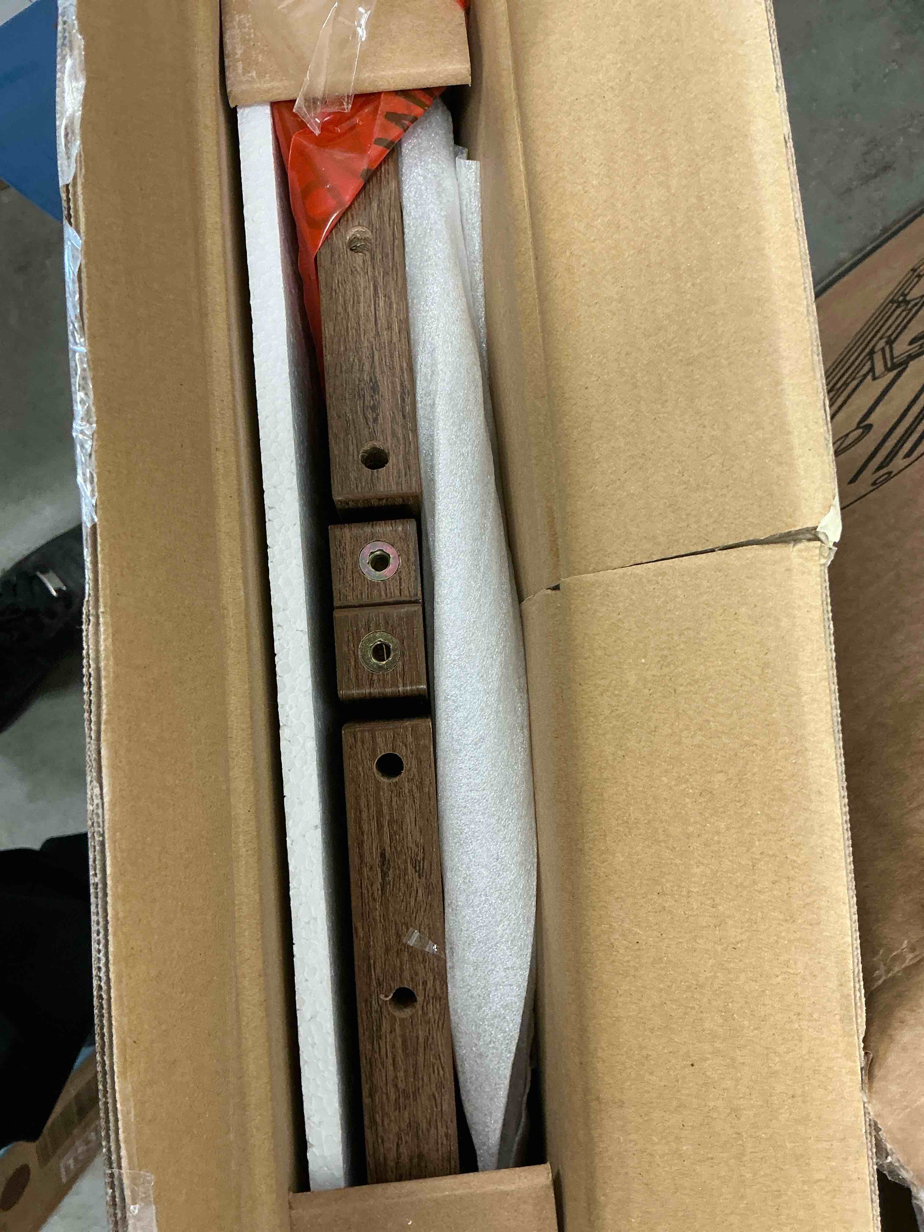 Condition photo showing New/Like New for Round End Table Farmhouse Small Side Table Living Room Corner Table Drink Table Rustic Walnut 