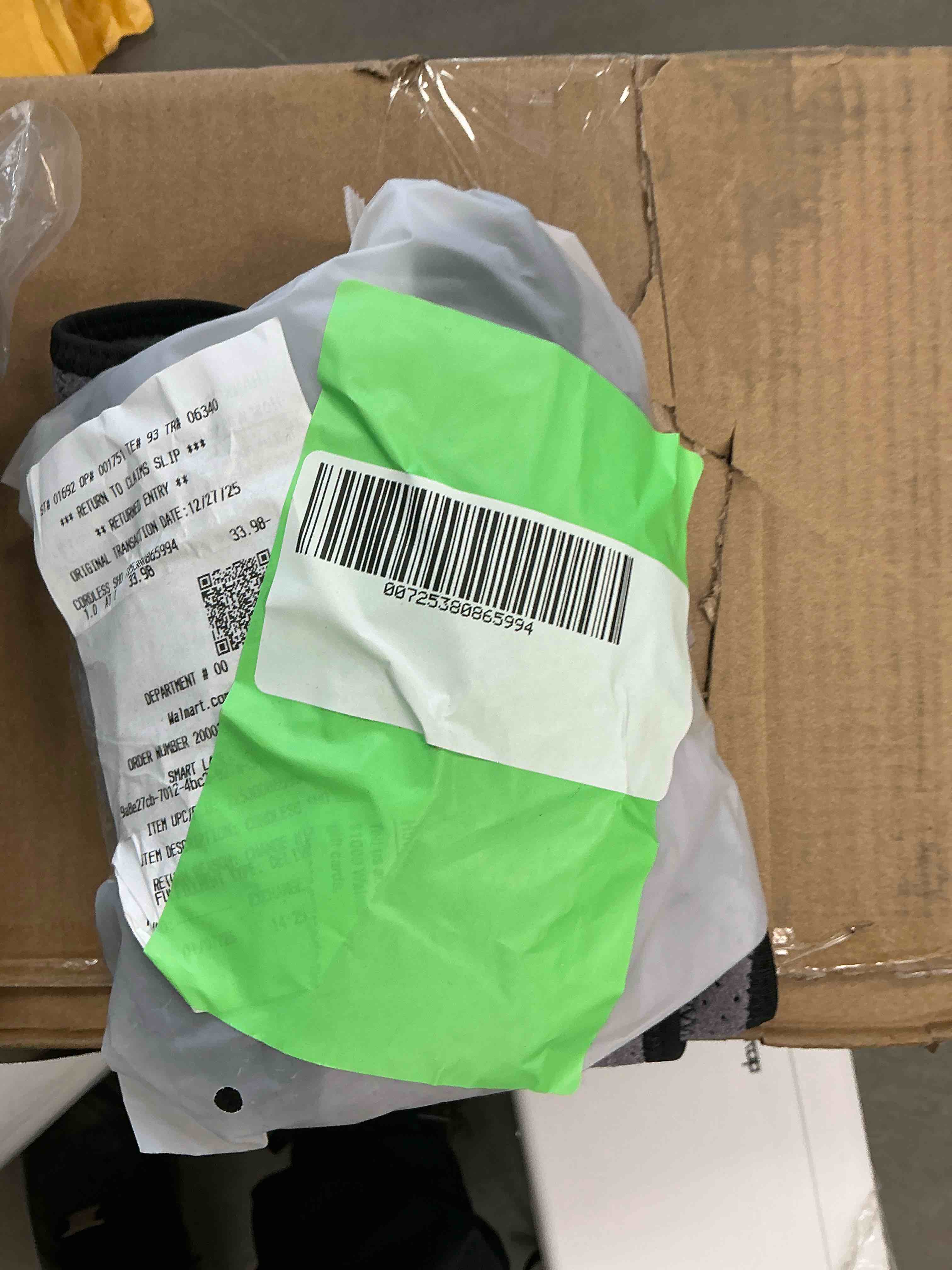 Condition photo showing Good Condition for Cordless Shoulder Massager  Heated Shoulder Wrap with Vibration  Electric Shoulder Heating Pads Heated Shoulder Braces with 3 Heating Setting  Left Right Shoulder Massage for Men Women