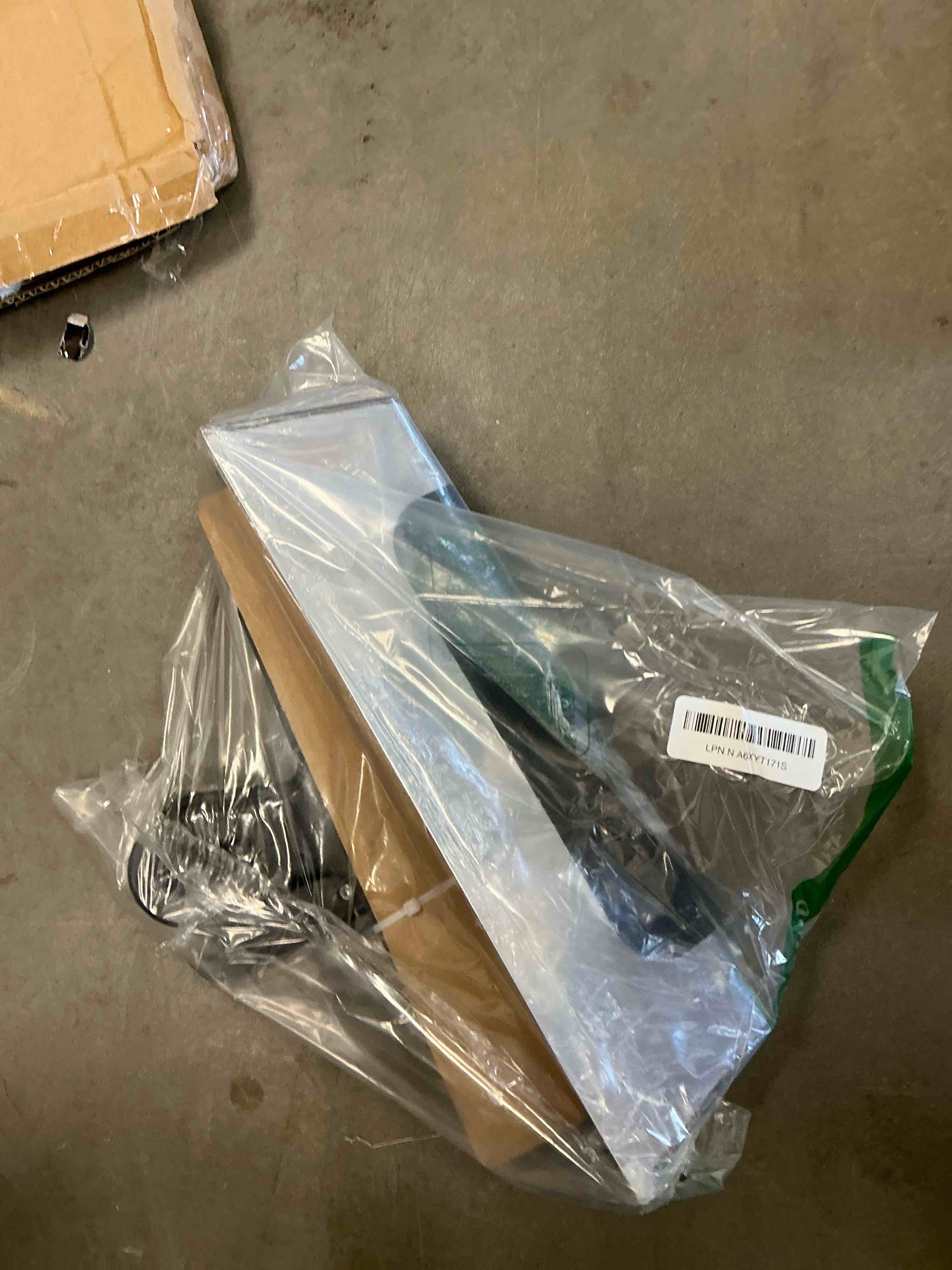 Condition photo showing New/Like New for YIDAZLE Drywall Knife Set, 7PCS Drywall Tools with Mud Pan, Stainless Steel 2” 3” 4” 6” 10” 12” Knife Set Putty Knives, Taping Knives, Painter Scraper, 12” Mud Pan, Spackle Tool Kit for Repairing Work