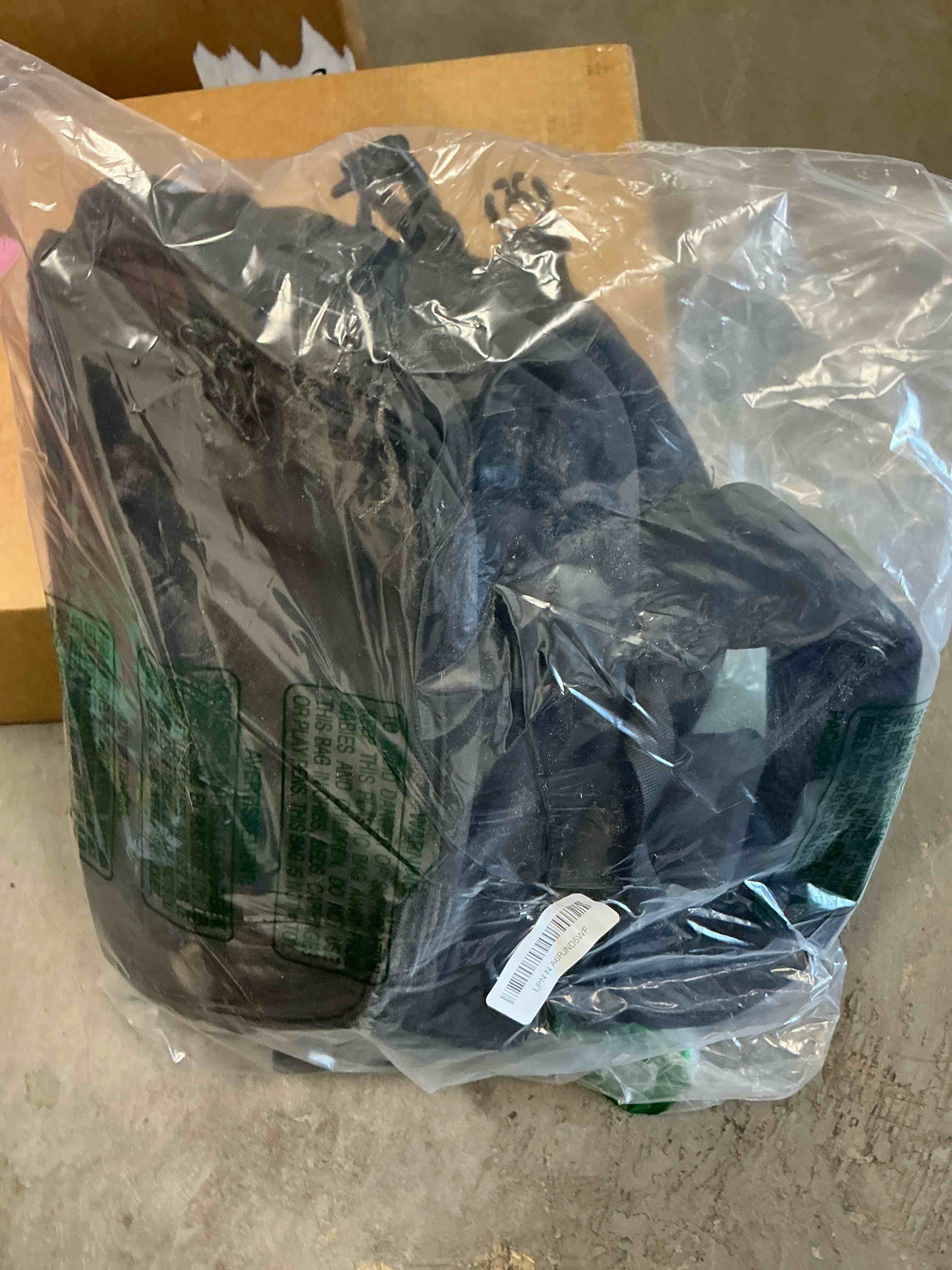 Condition photo showing Good Condition for Taygeer Travel Laptop Backpack for Men Women, Airplane Approved Travel Backpack Suitcase with Usb Charging Port, Lightweight College 35l Luggage Bag 15.6inch Laptop Mochila Gifts for Business,Black Large Black