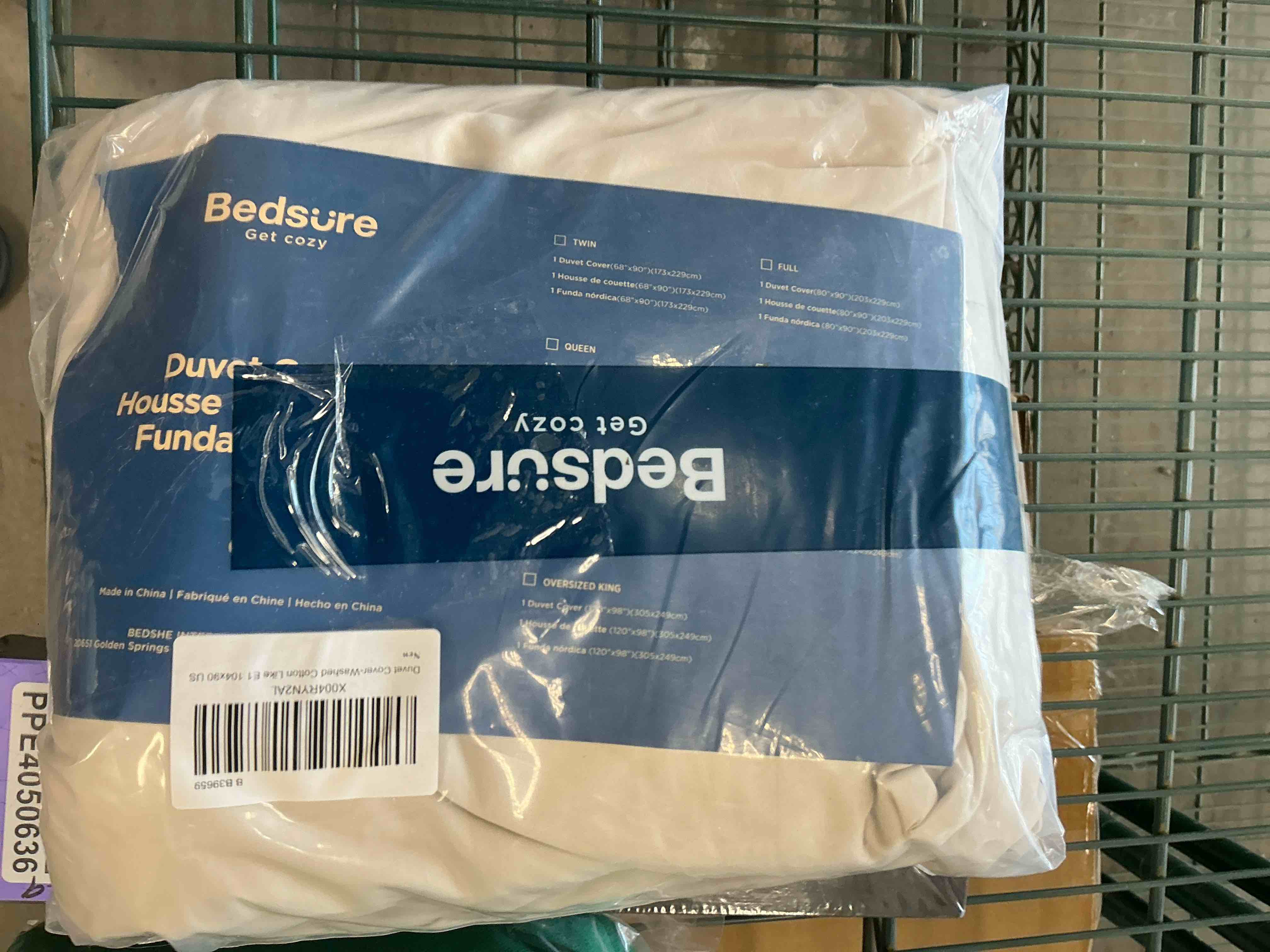 Condition photo showing Good Condition for Bedsure Duvet Cover King Size Only - Prewashed Extra Soft All Season Bedding, Includes 1 Duvet Cover 104x90 Inches with Zipper Closure, Linen, Comforter Not Included 02 - Linen (No Comforter) King (Only Duvet Cover)