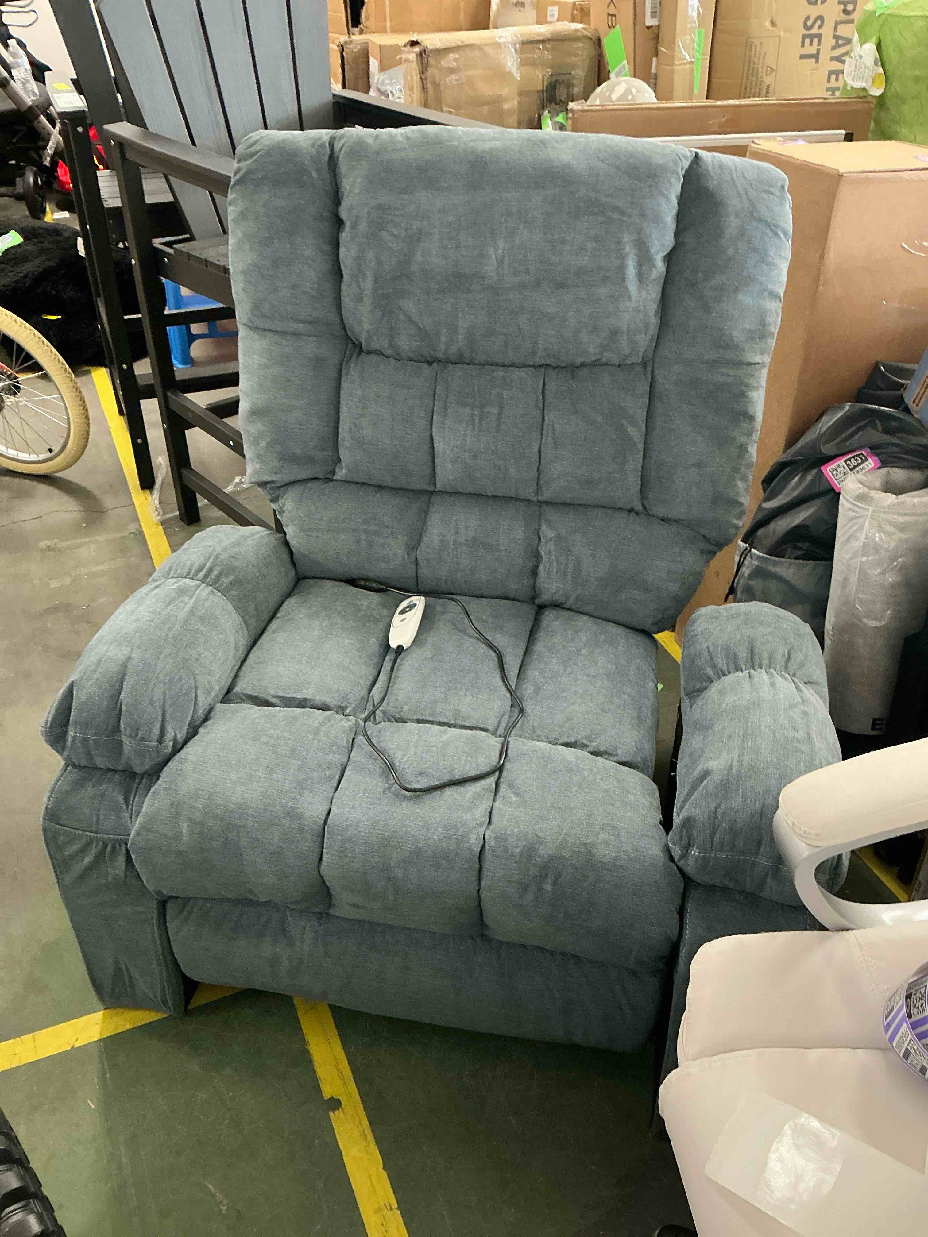 Condition photo showing Good Condition for JONPONY Manual Recliner Chair with Heat Therapy and Massage Function, Heavy Duty Reclining Mechanism Massage Chair, Elderly Single Rocker Sofa with Cup Holders for Bedroom Home Theater,Blue