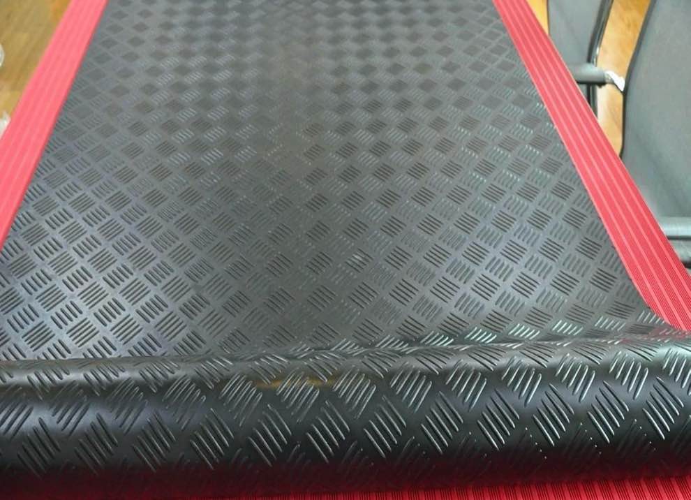 Condition photo showing New/Like New for WANLISELL 16.4ft x 3.3ft Garage Floor Mat  Non-Slip Rubber Flooring  Heavy Duty Garage Mat for Under Car