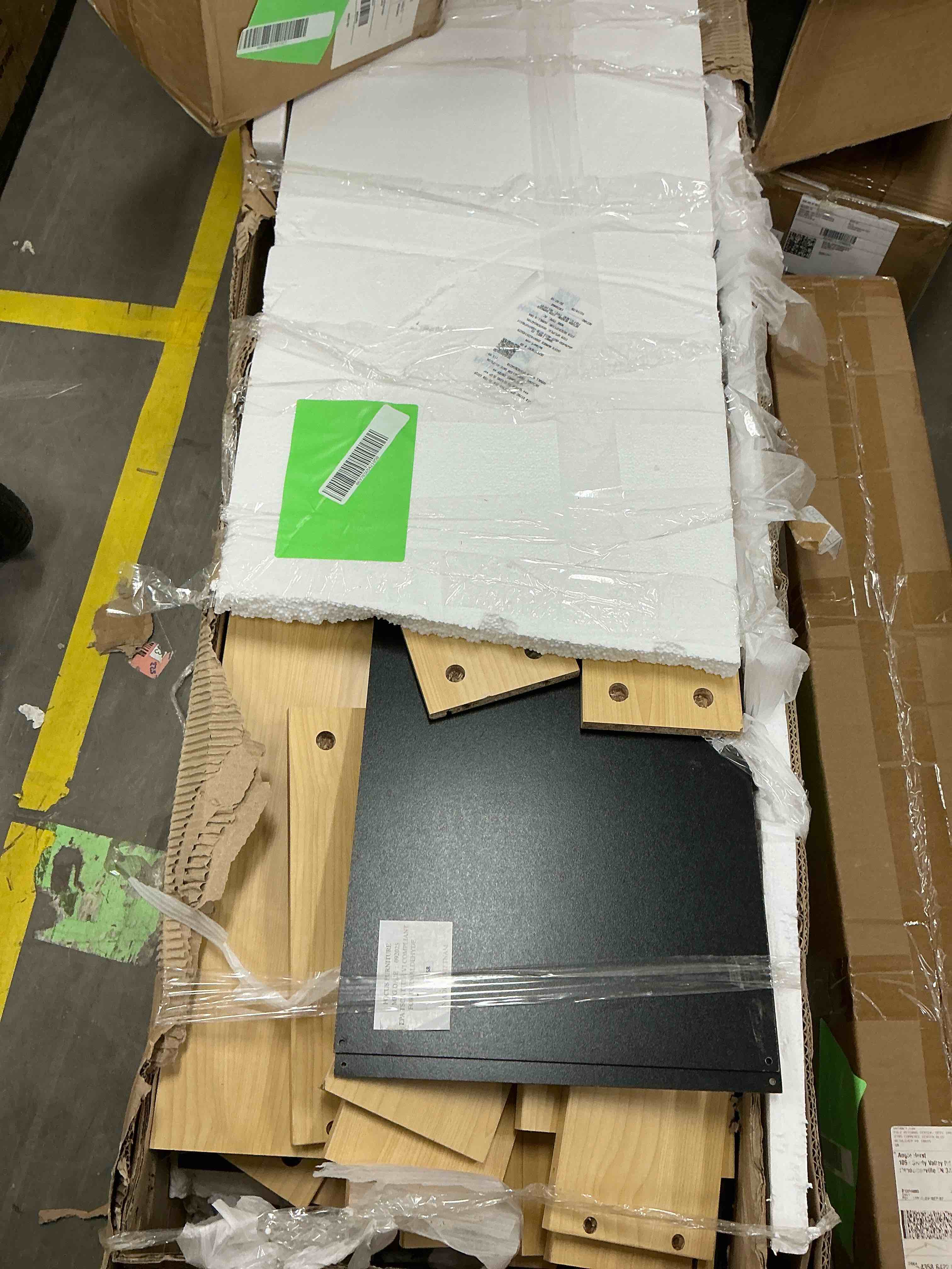 Condition photo showing Good Condition for Homall 52'' Wide 6 Drawer Dresser for Bedroom, Modern Wood Chest of Drawers with Smooth-gliding Drawers, Storage Organizer for Bedroom Living Room, Black